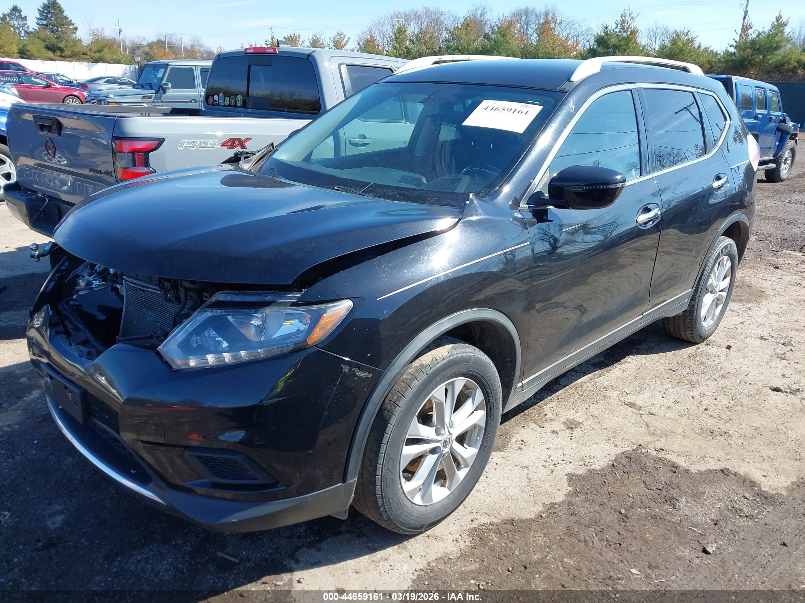 NISSAN ROGUE image 2