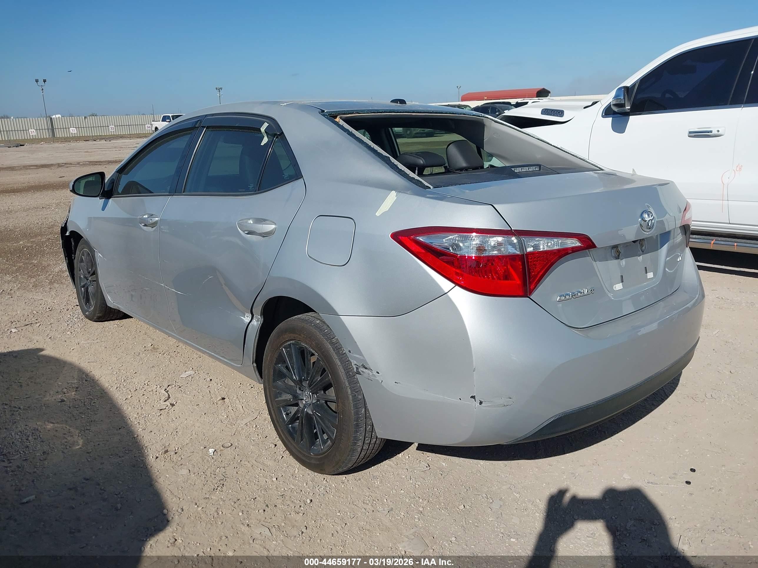 TOYOTA COROLLA image 3