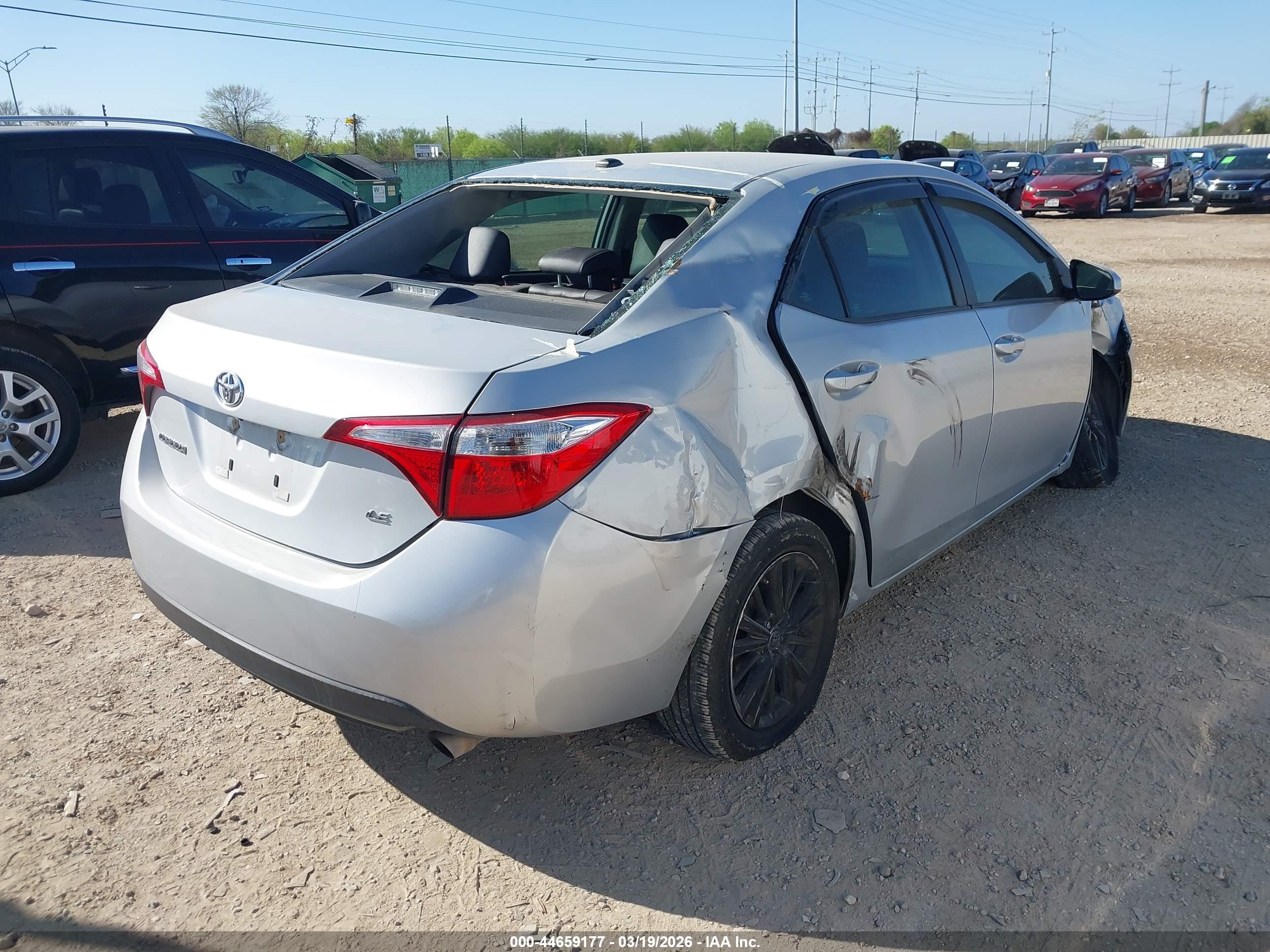 TOYOTA COROLLA image 4