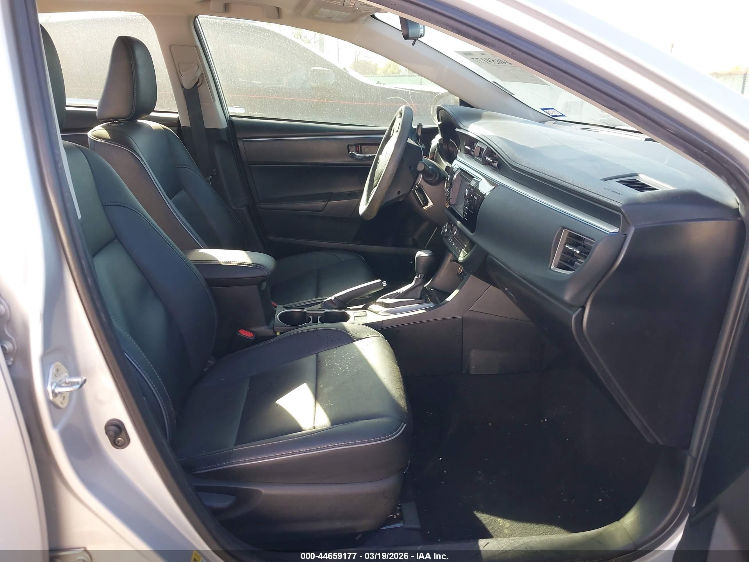 TOYOTA COROLLA image 5