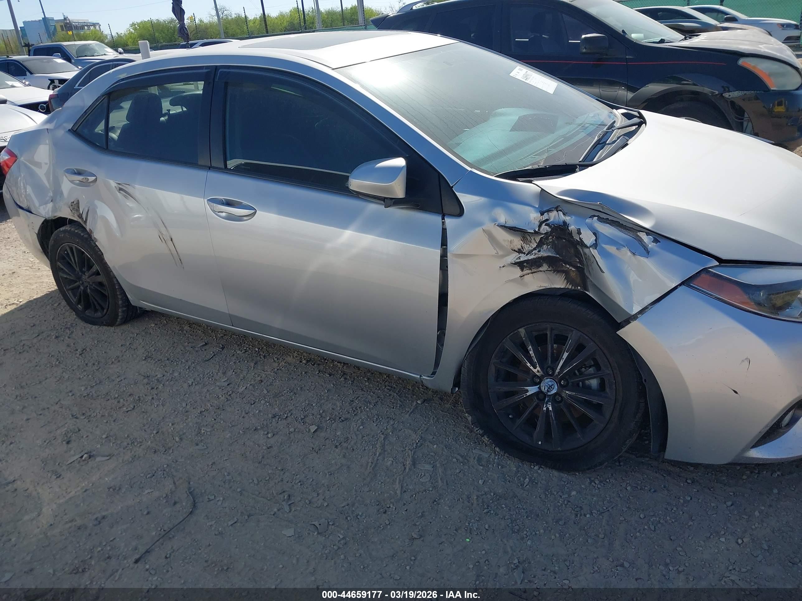TOYOTA COROLLA image 6