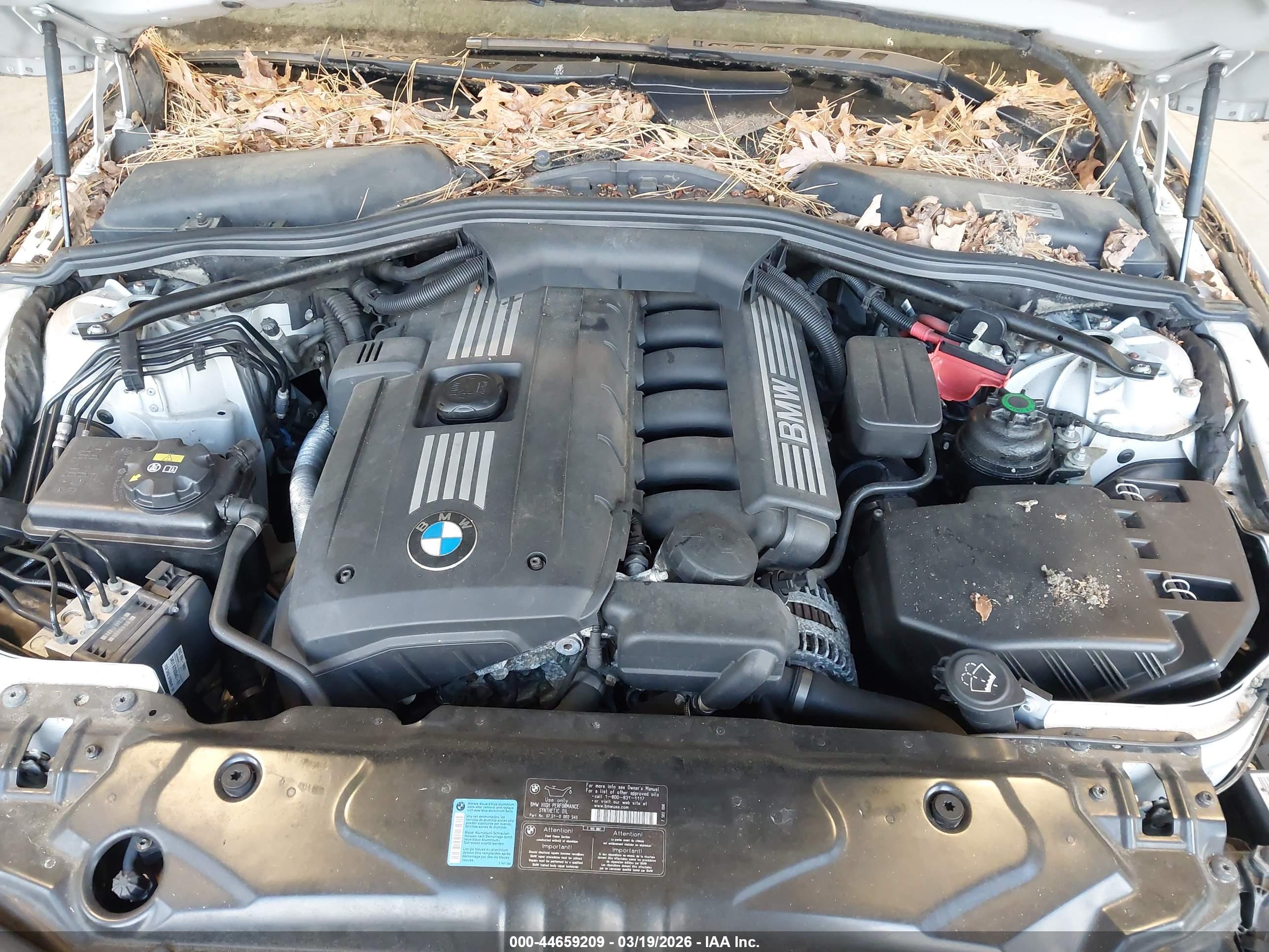 BMW 528XI image 10