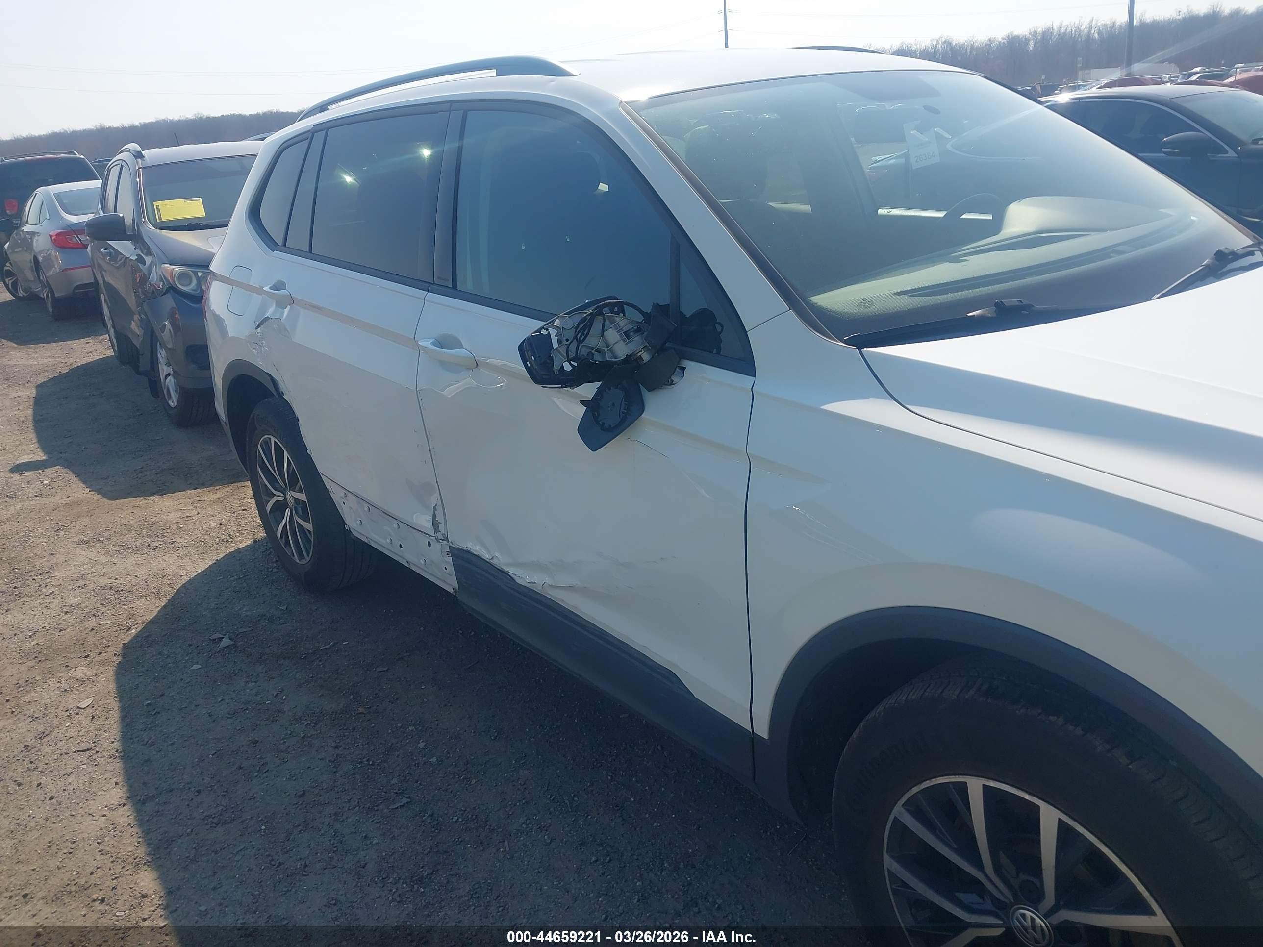 VOLKSWAGEN TIGUAN image 6
