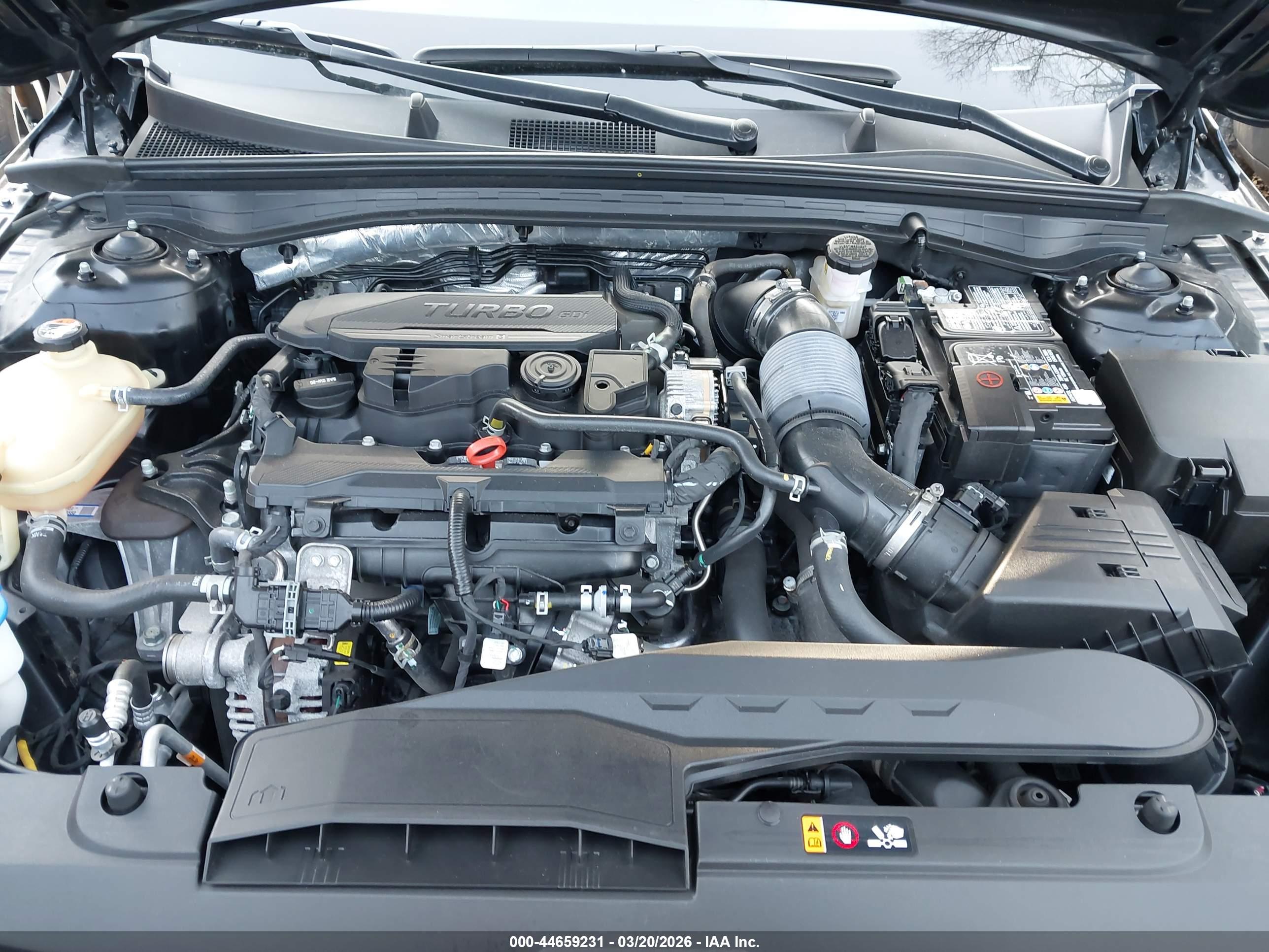 KIA K5 image 10
