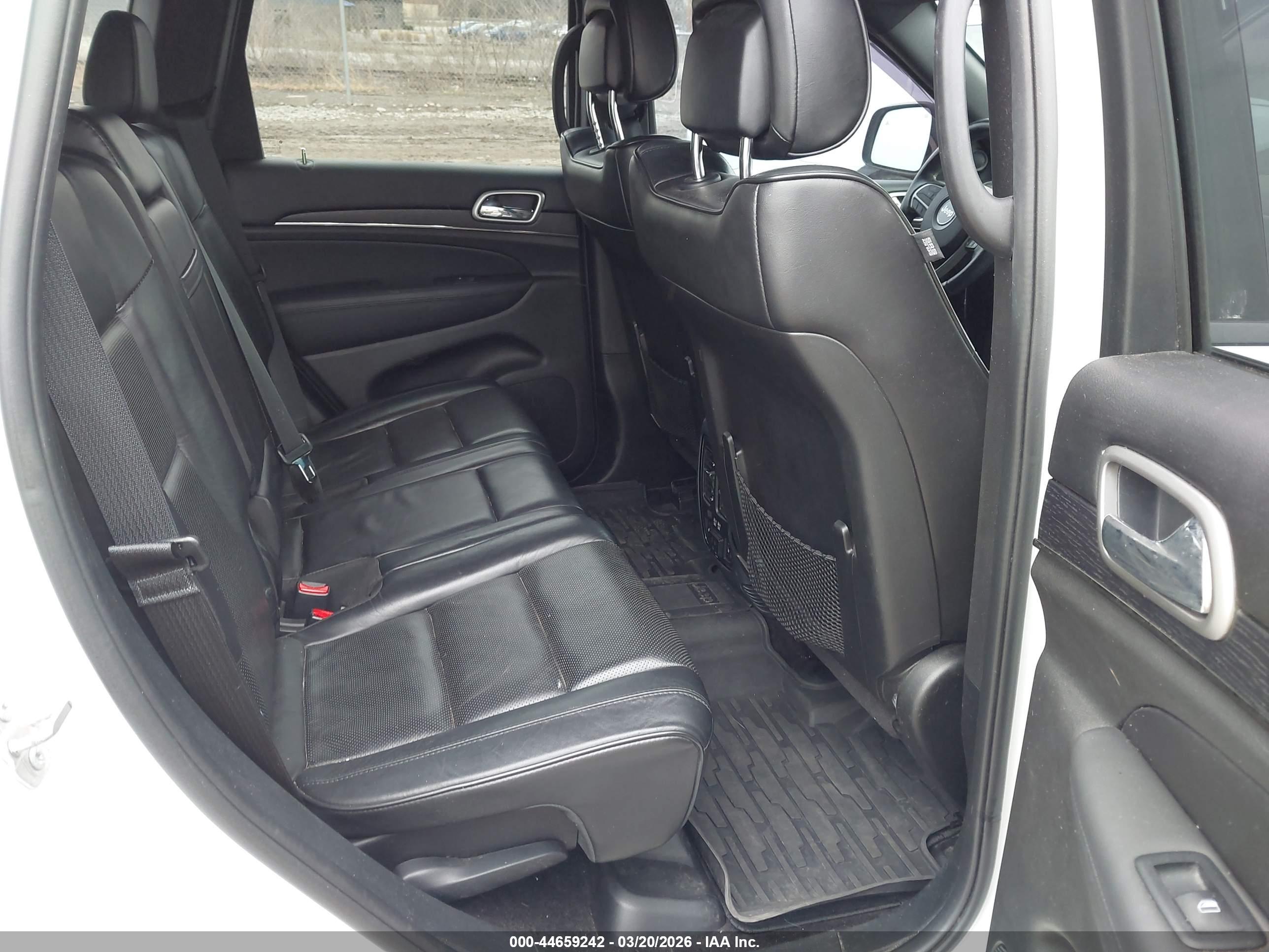 JEEP GRAND image 8