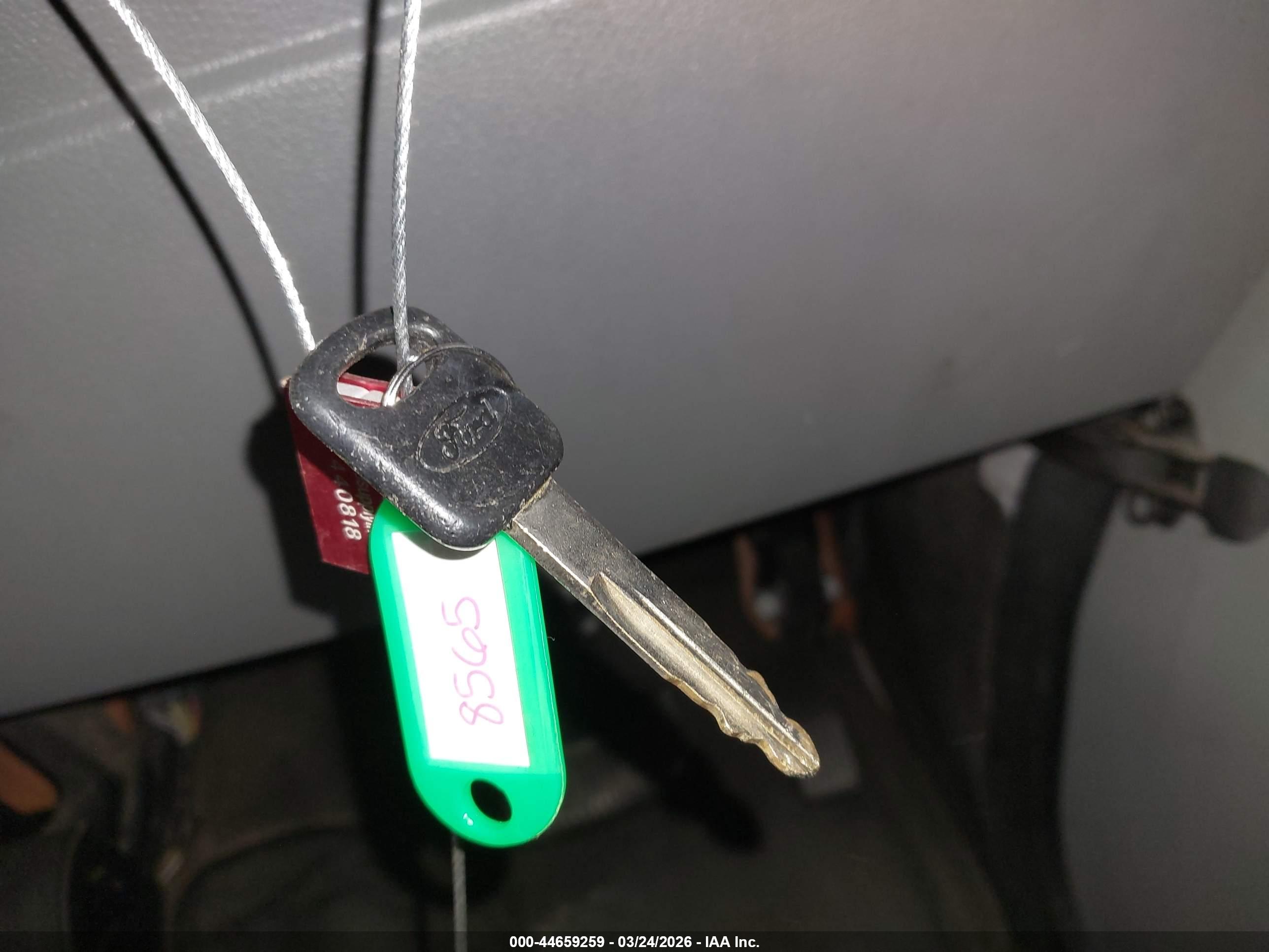 FORD E-350 image 11