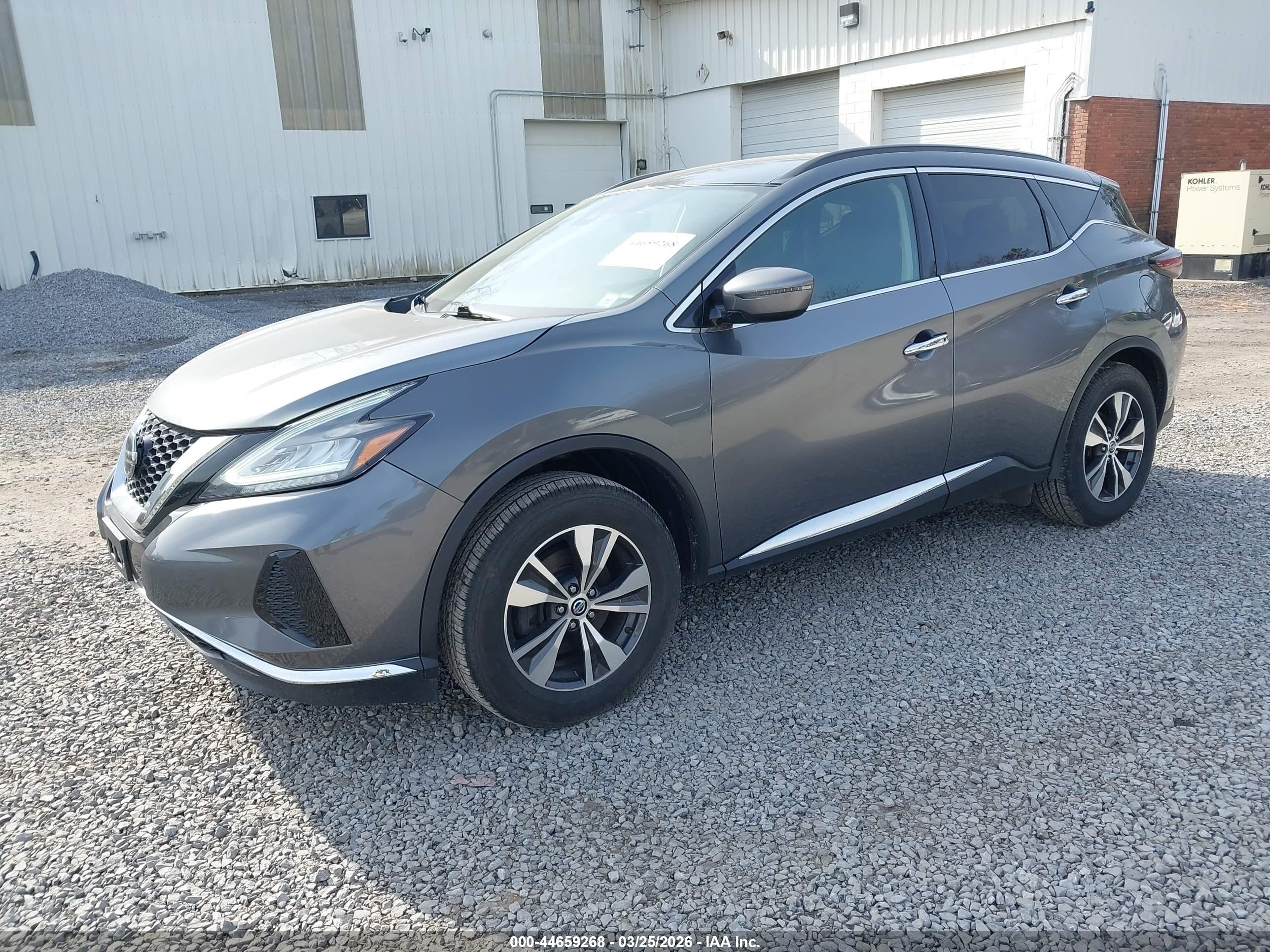 NISSAN MURANO image 2