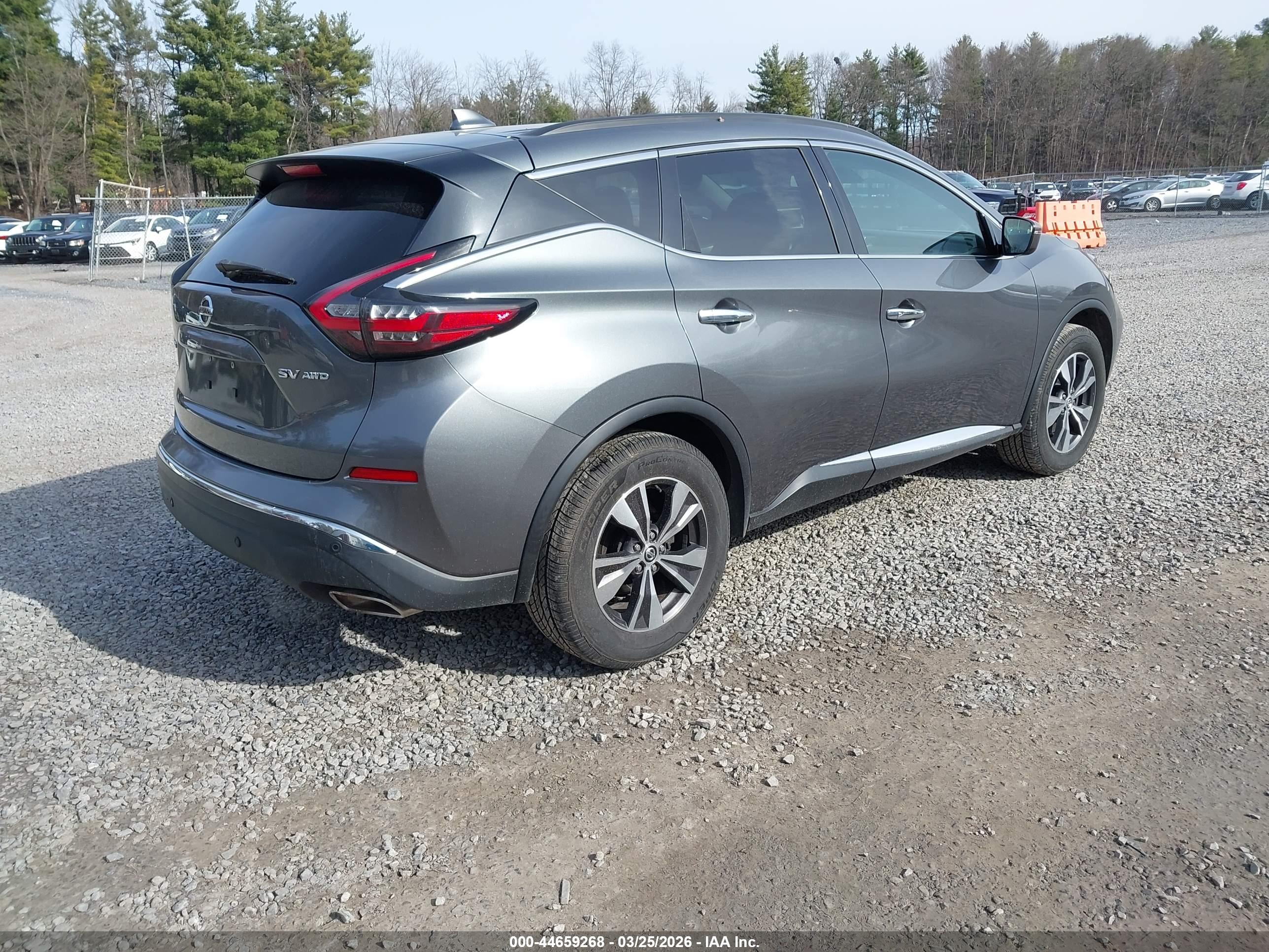 NISSAN MURANO image 4