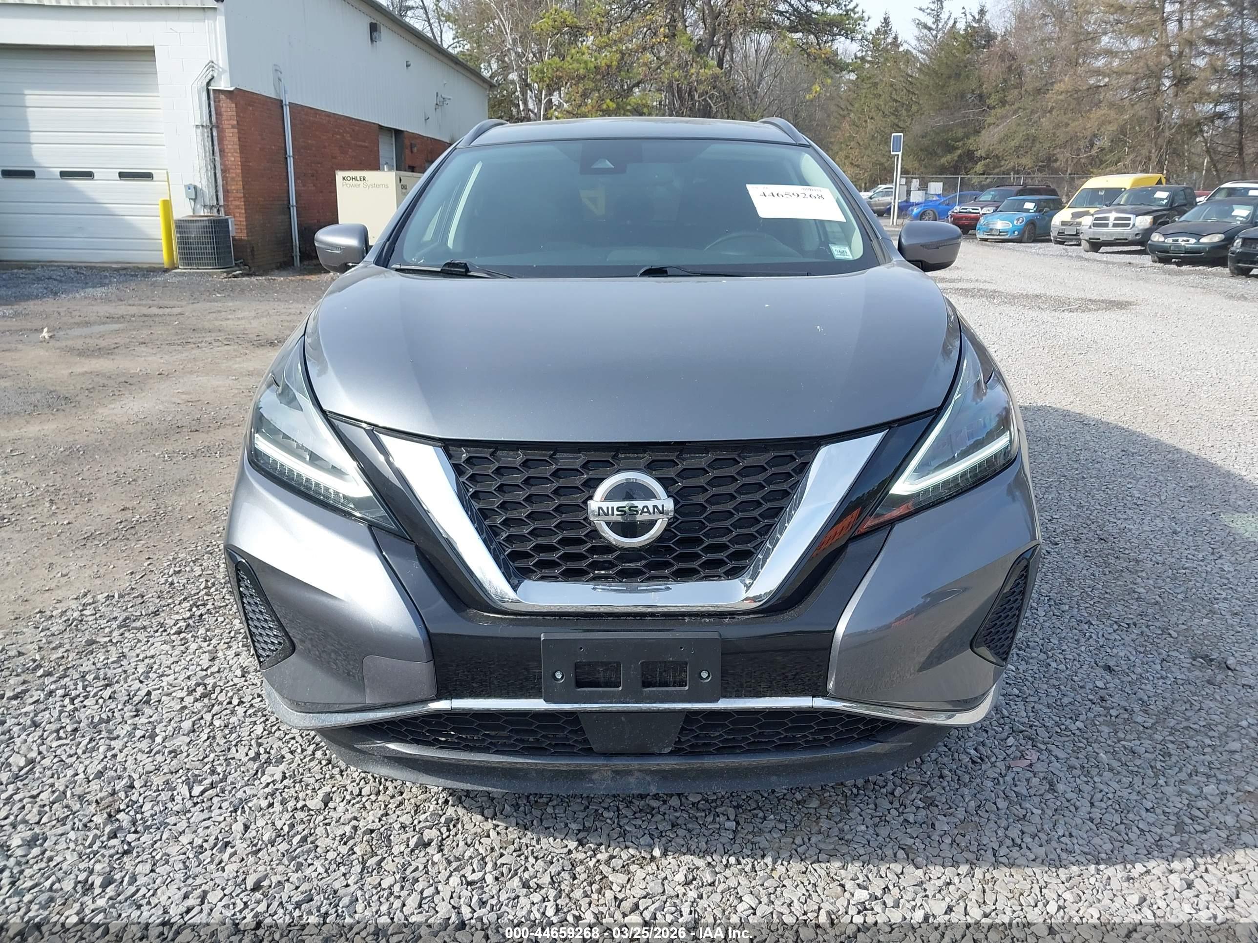 NISSAN MURANO image 6