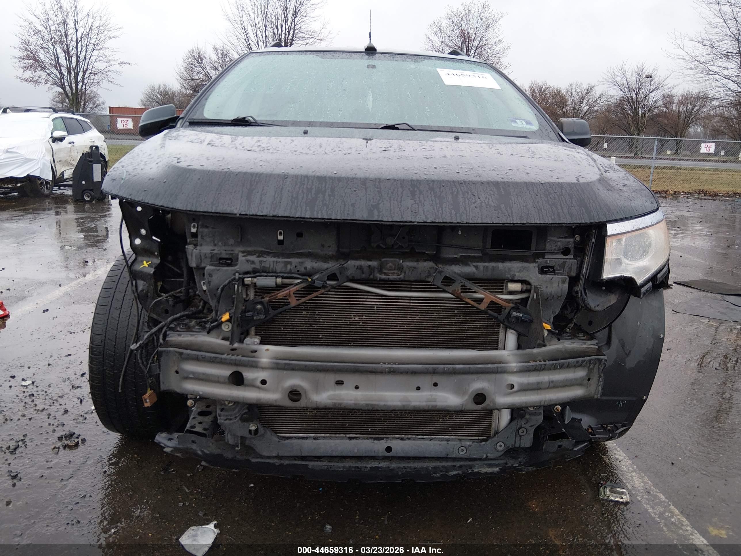 FORD EDGE image 6
