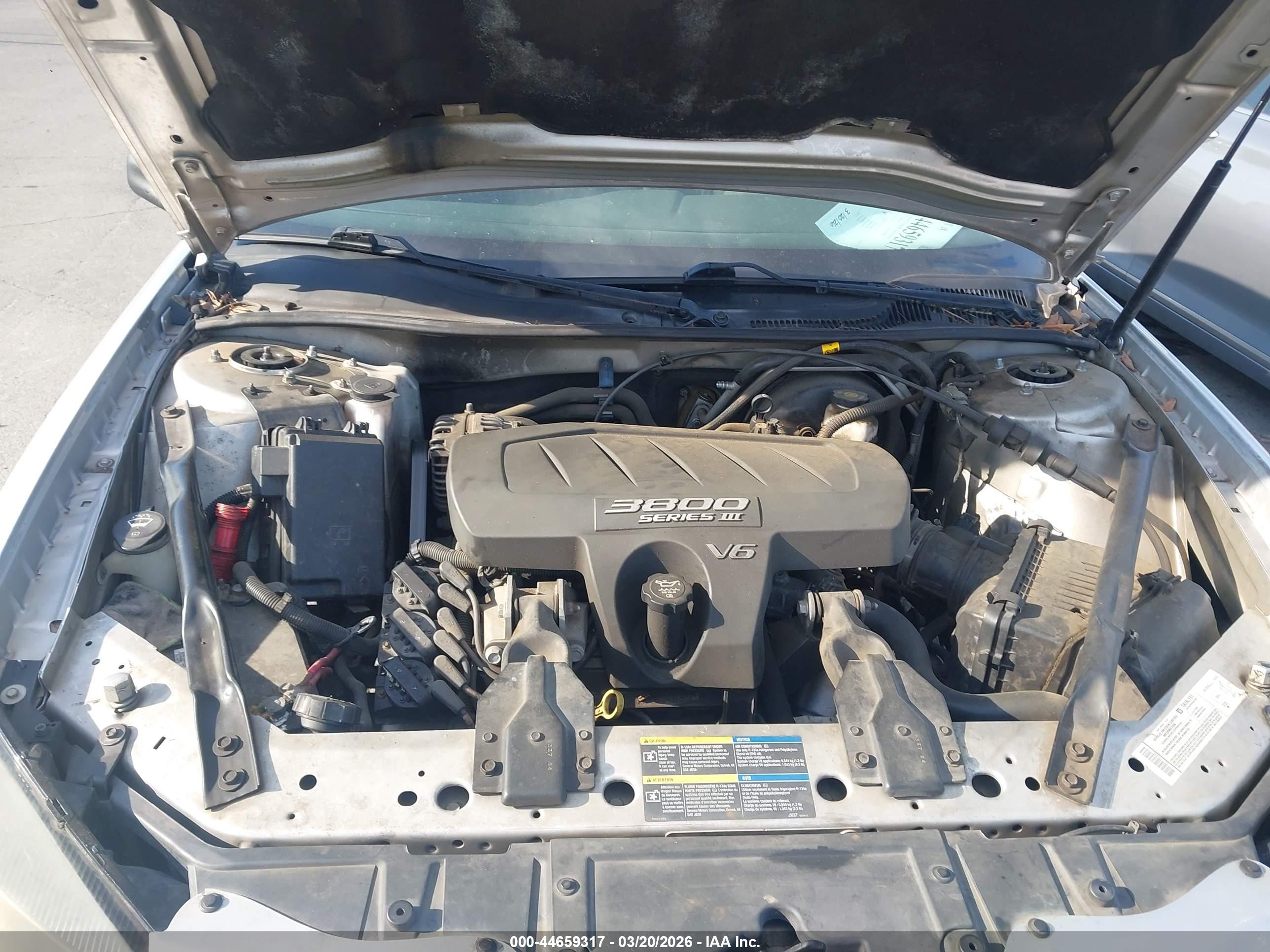 PONTIAC GRAND image 10