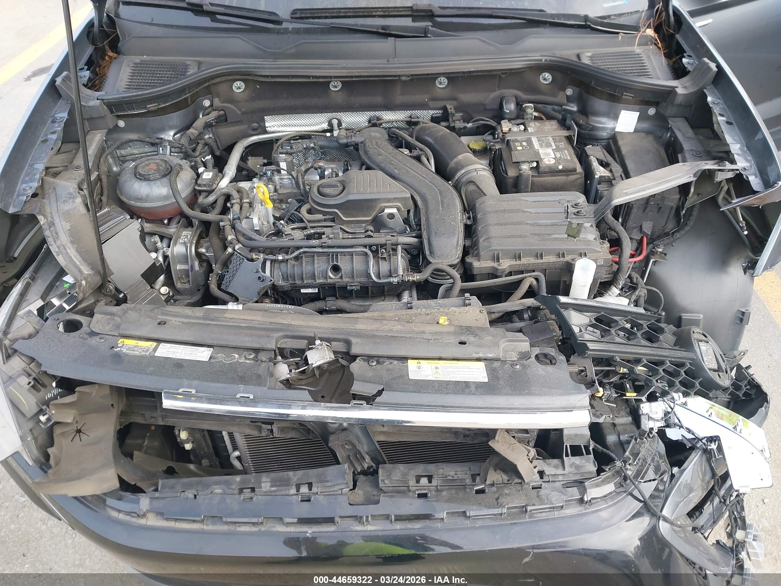 VOLKSWAGEN TAOS image 10
