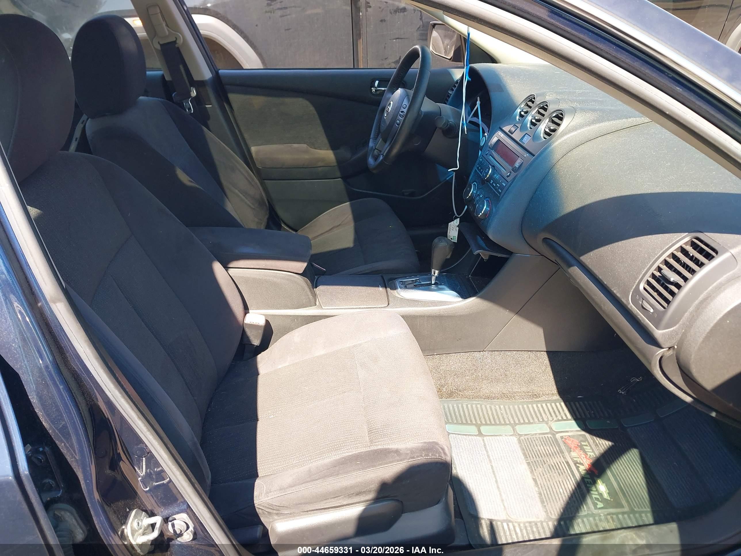 NISSAN ALTIMA image 5