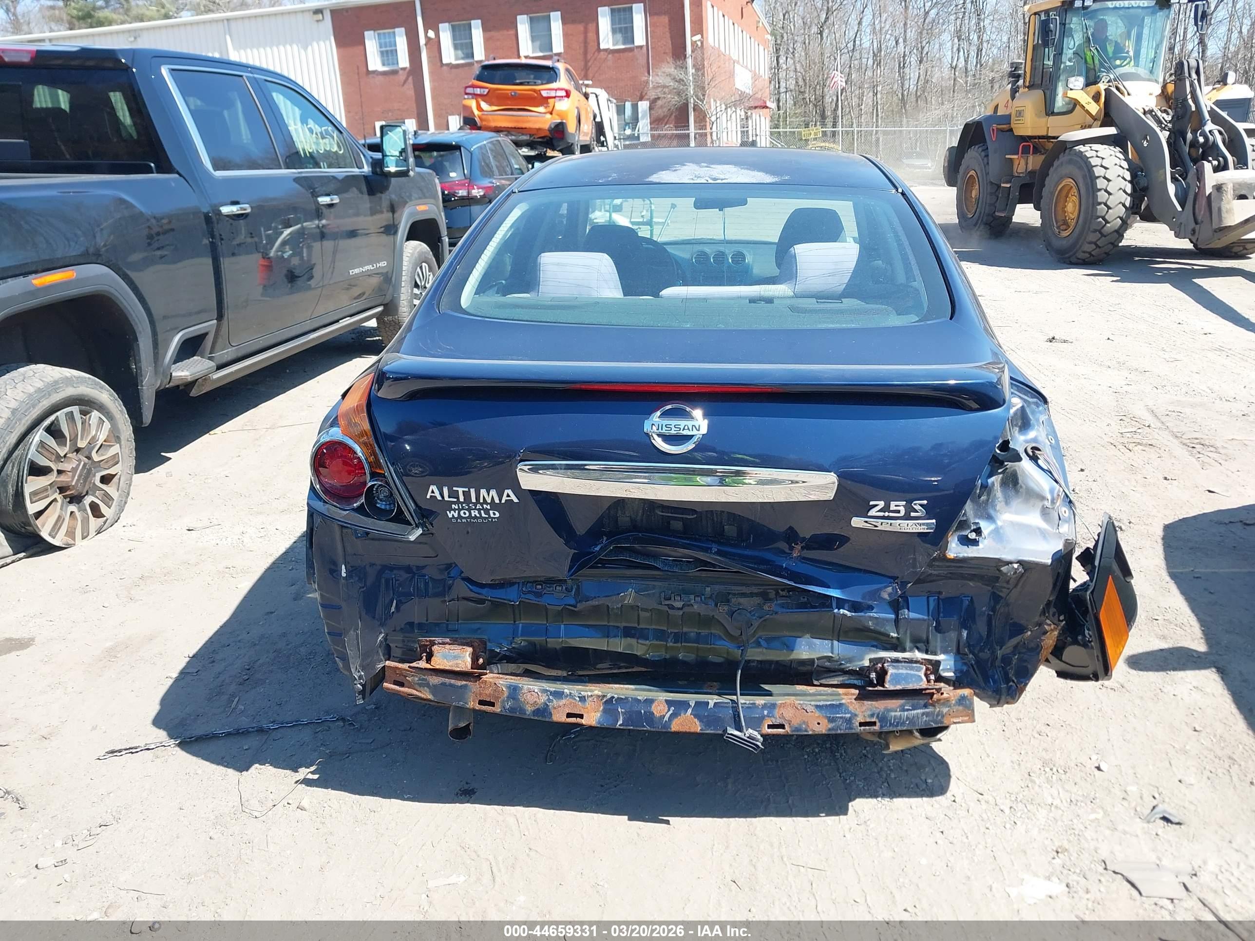 NISSAN ALTIMA image 6