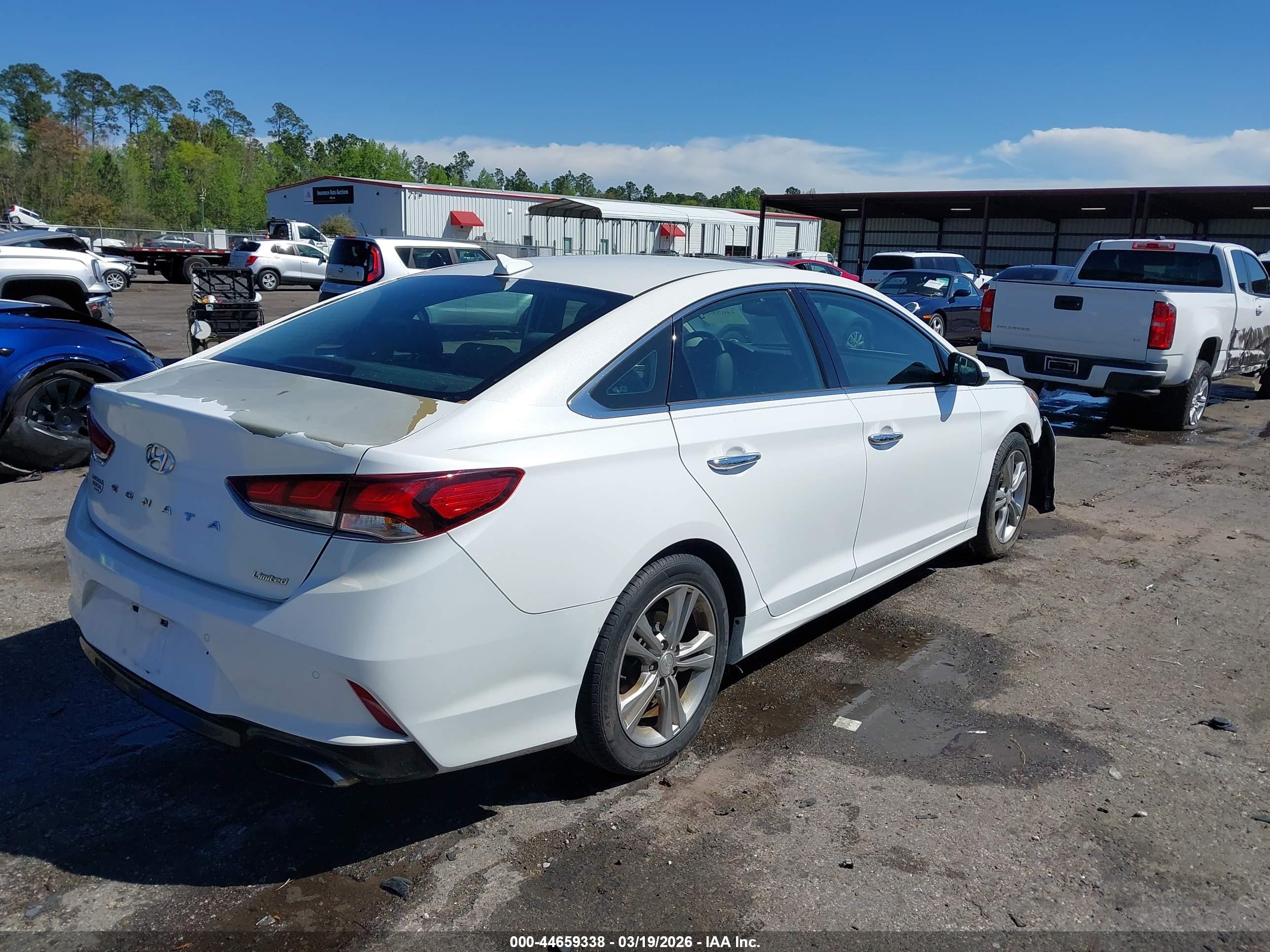 HYUNDAI SONATA image 4