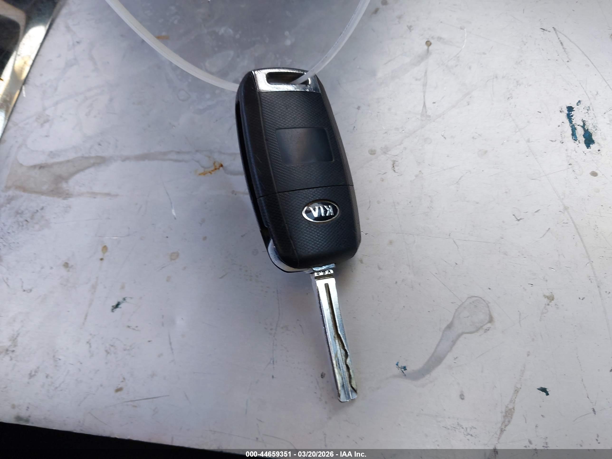 KIA SPORTAGE image 11