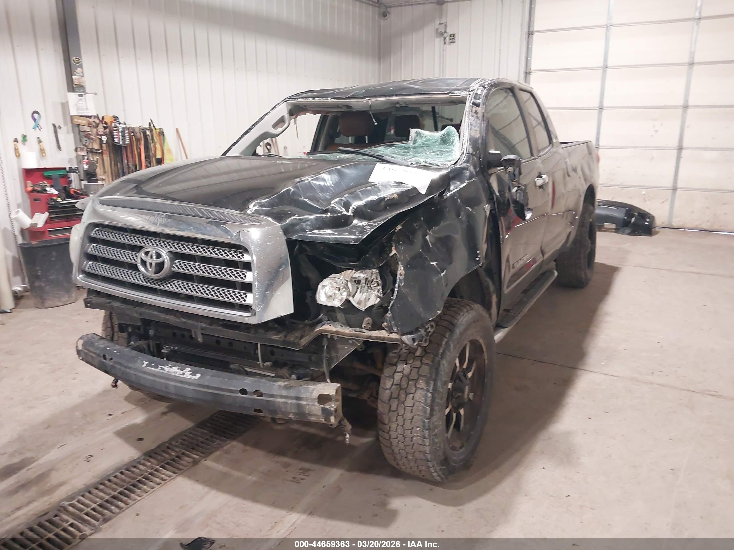TOYOTA TUNDRA image 6
