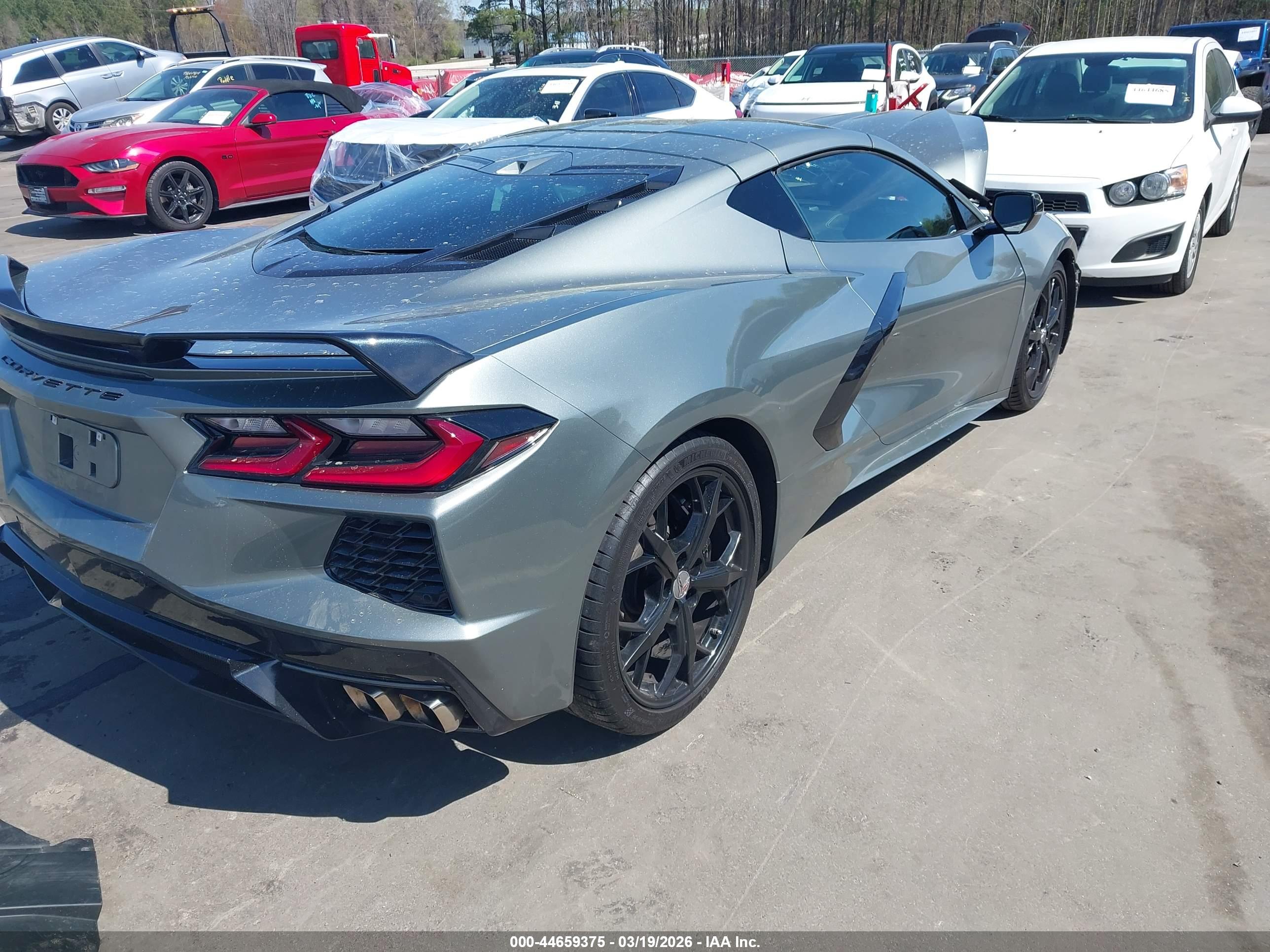CHEVROLET CORVETTE image 4