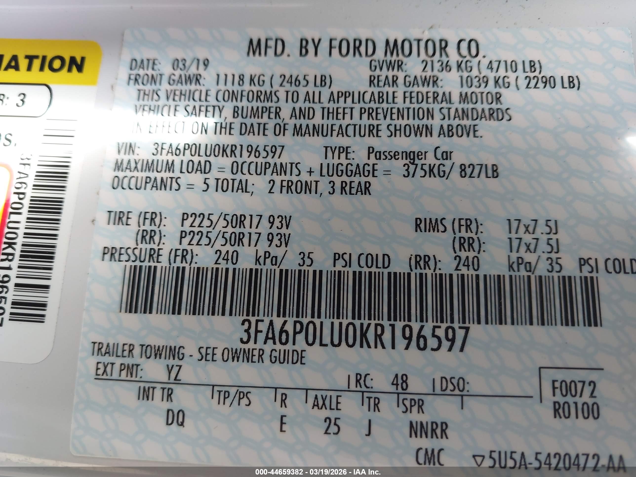 FORD FUSION image 9