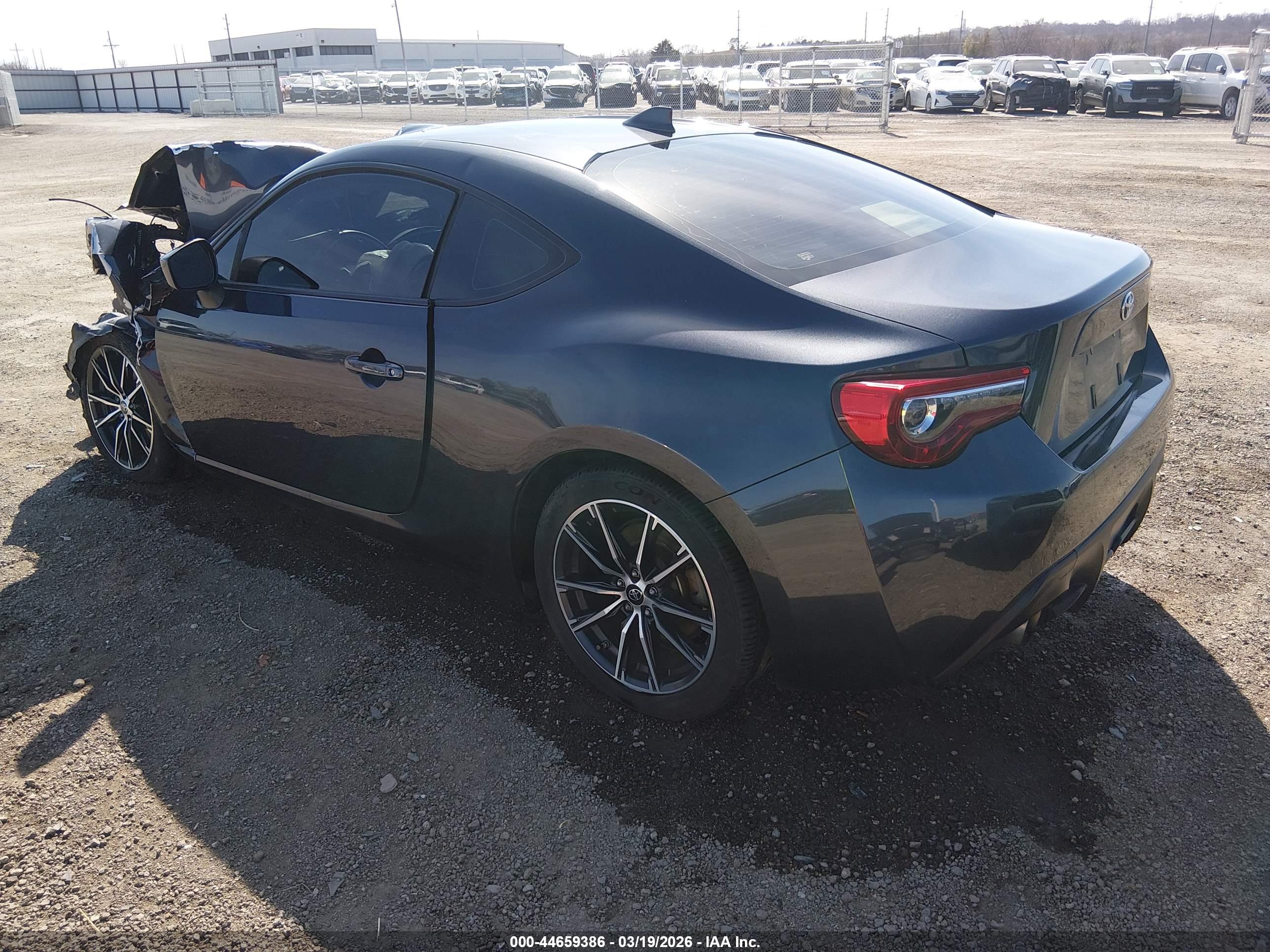 TOYOTA 86 image 3