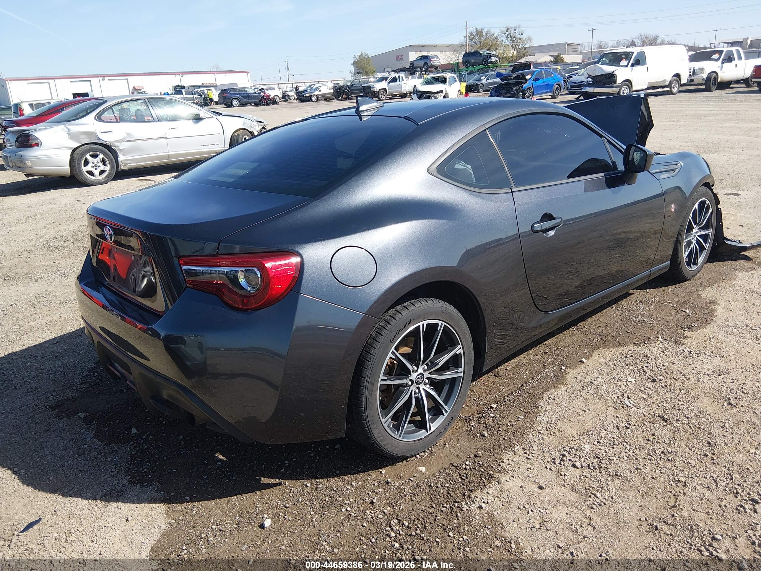 TOYOTA 86 image 4