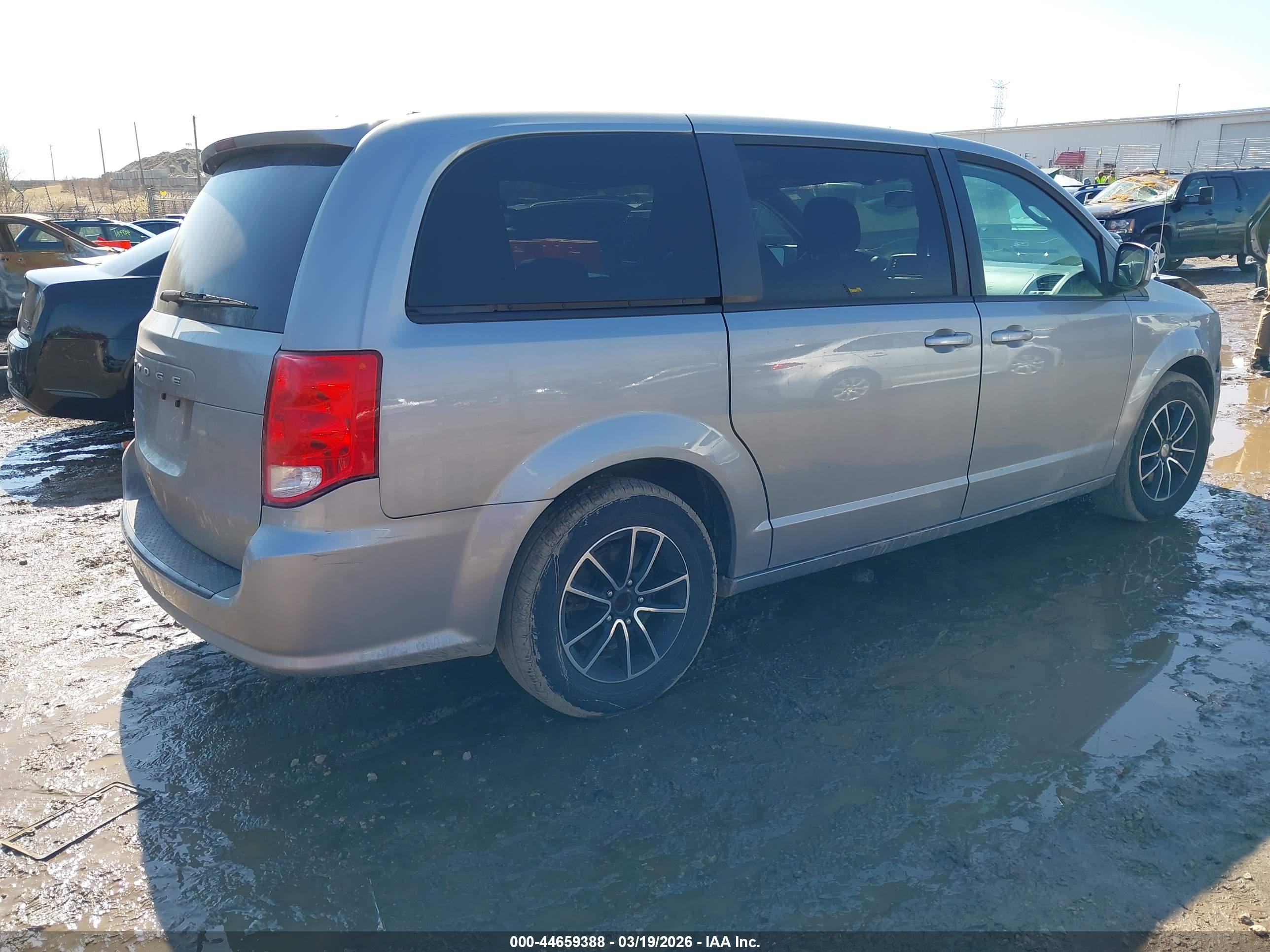 DODGE GRAND image 4