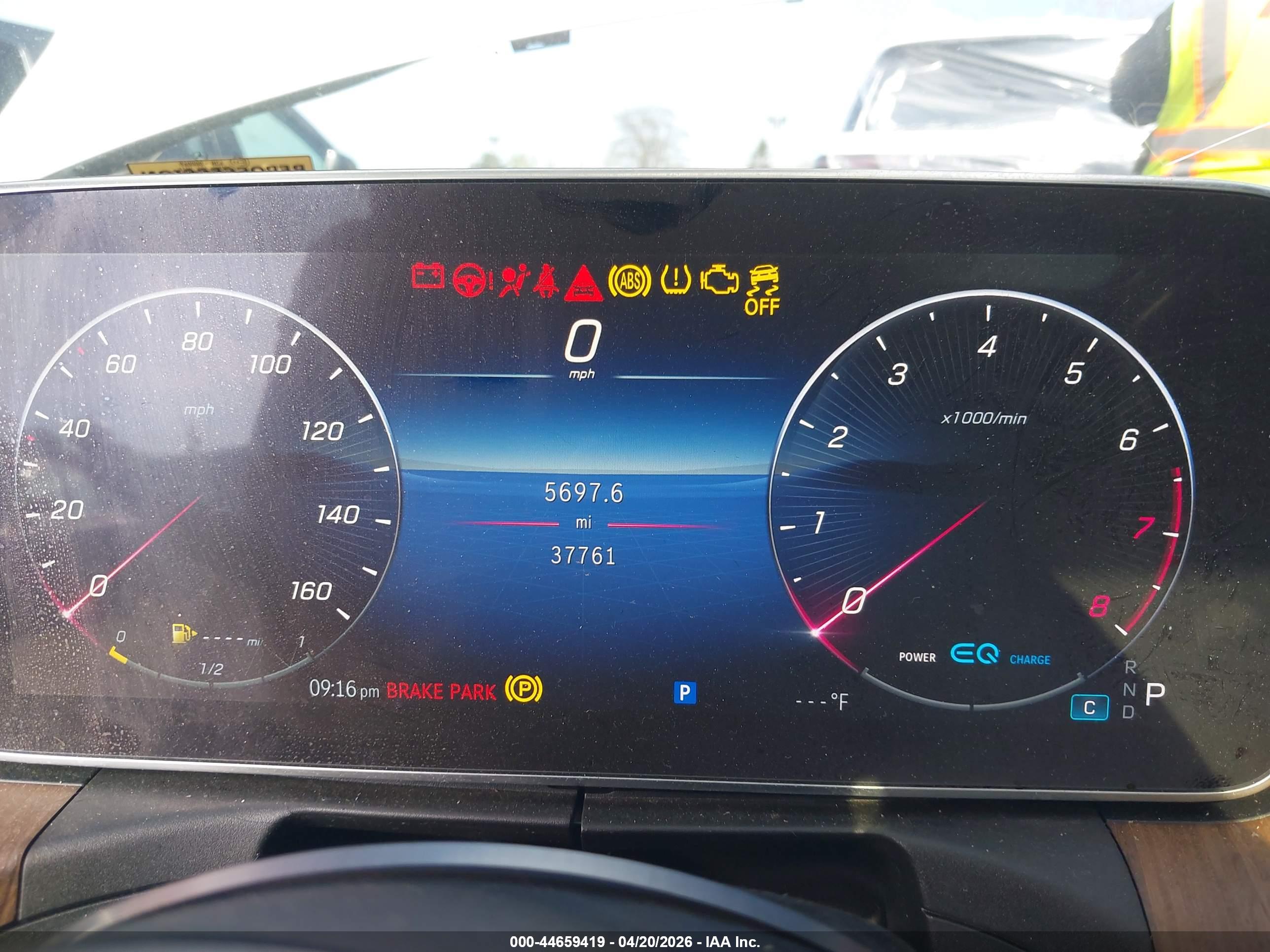 MERCEDES-BENZ C image 7