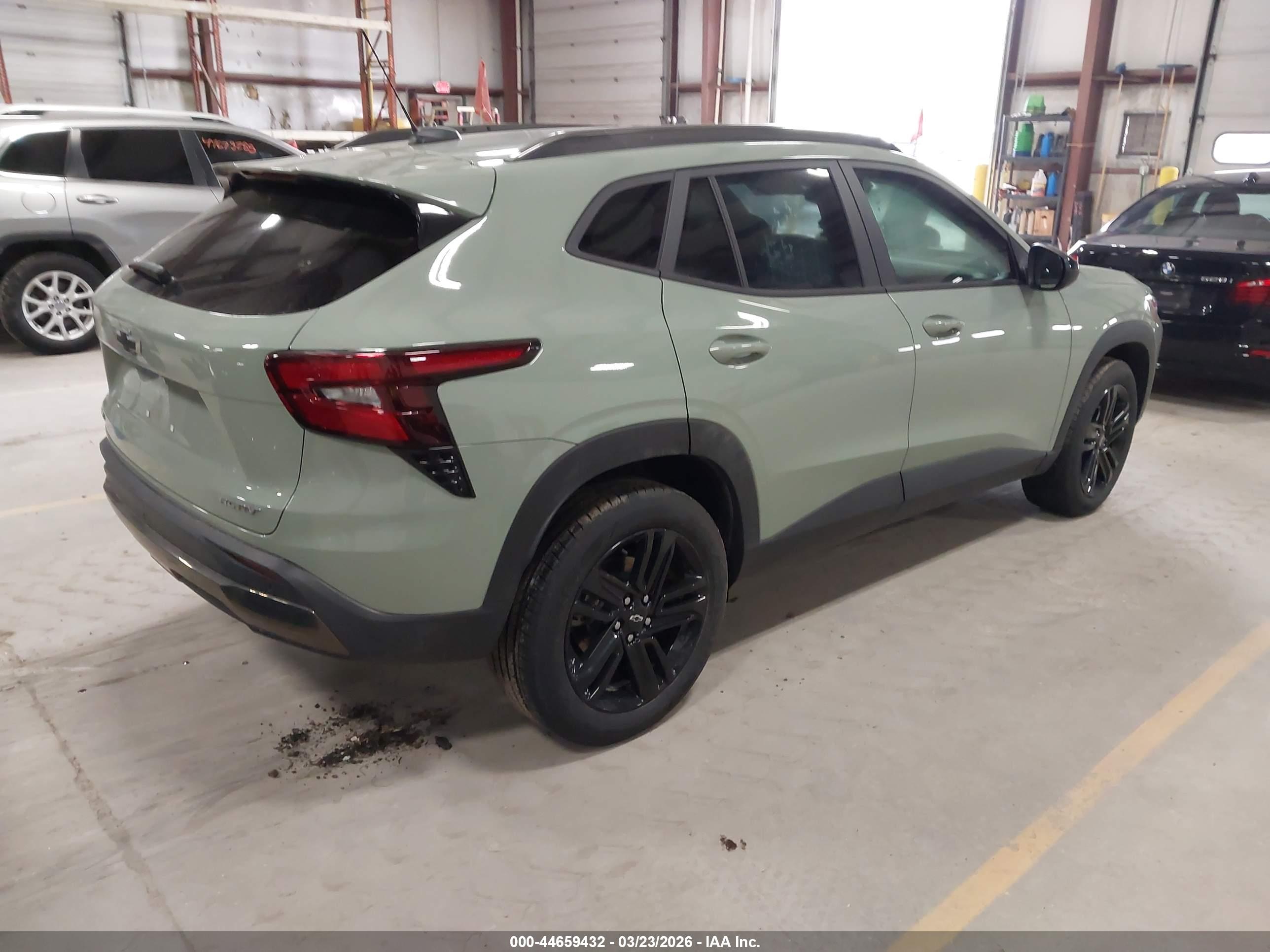 CHEVROLET TRAX image 4