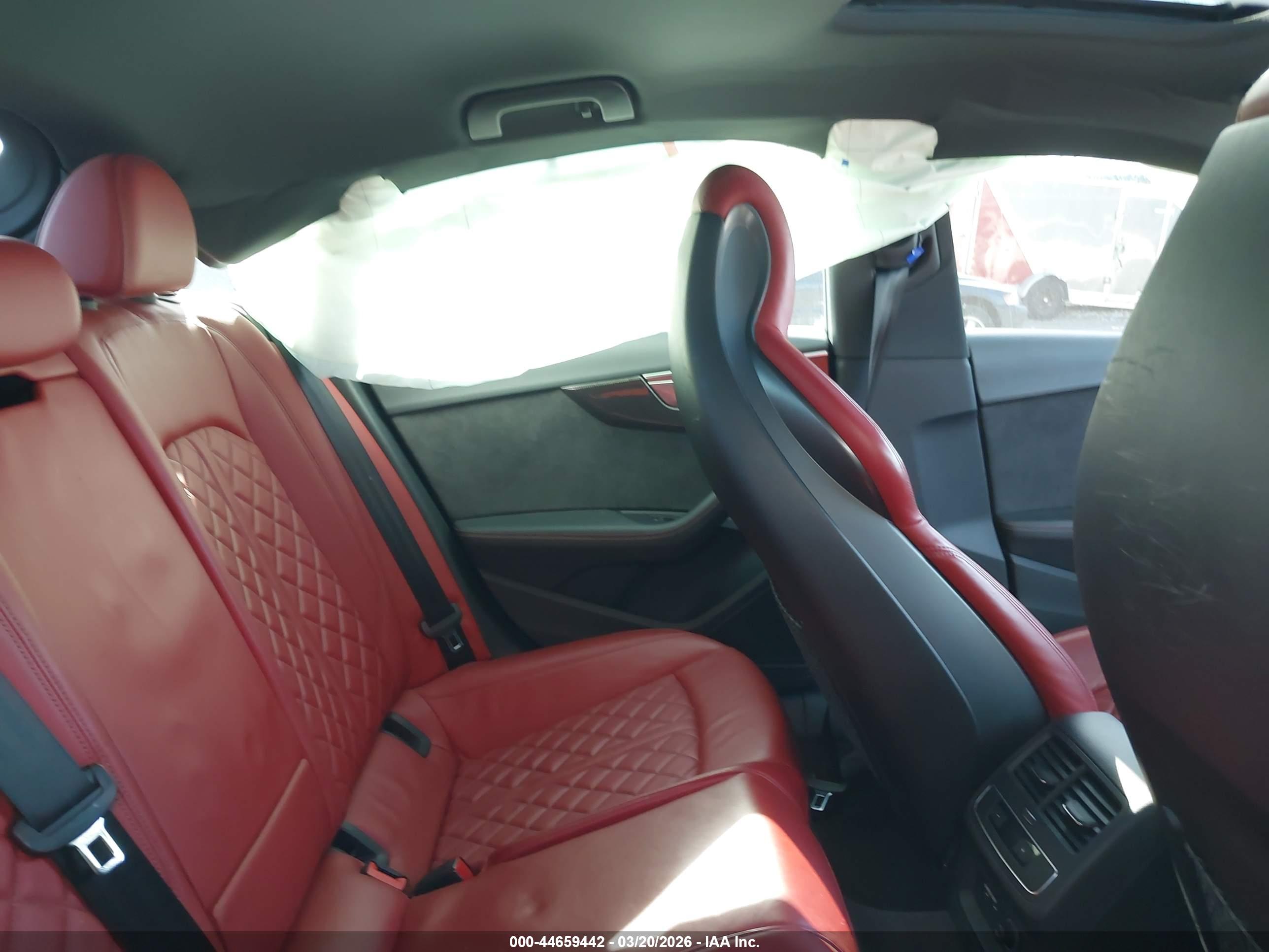 AUDI S5 image 8