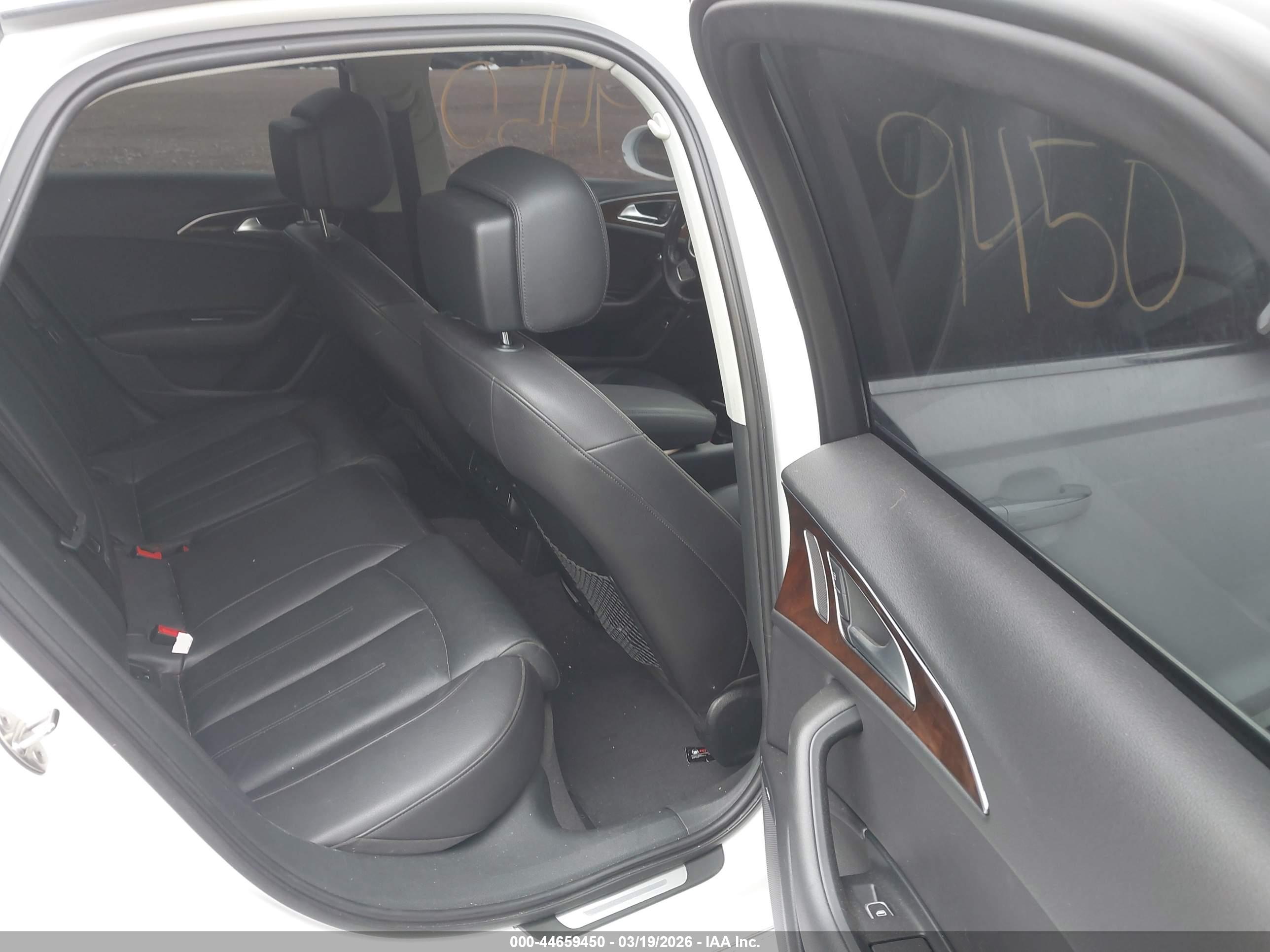 AUDI A6 image 8