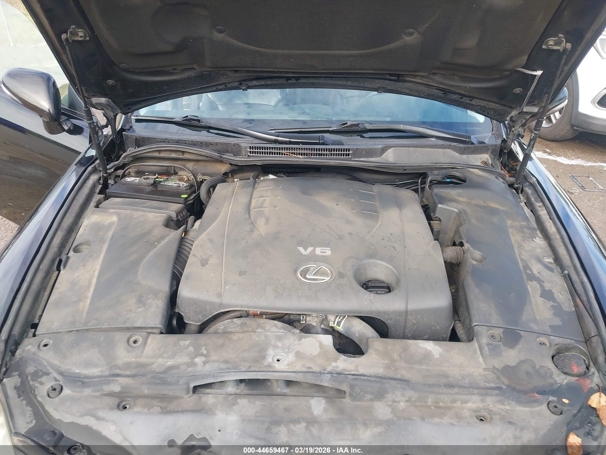 LEXUS IS image 10