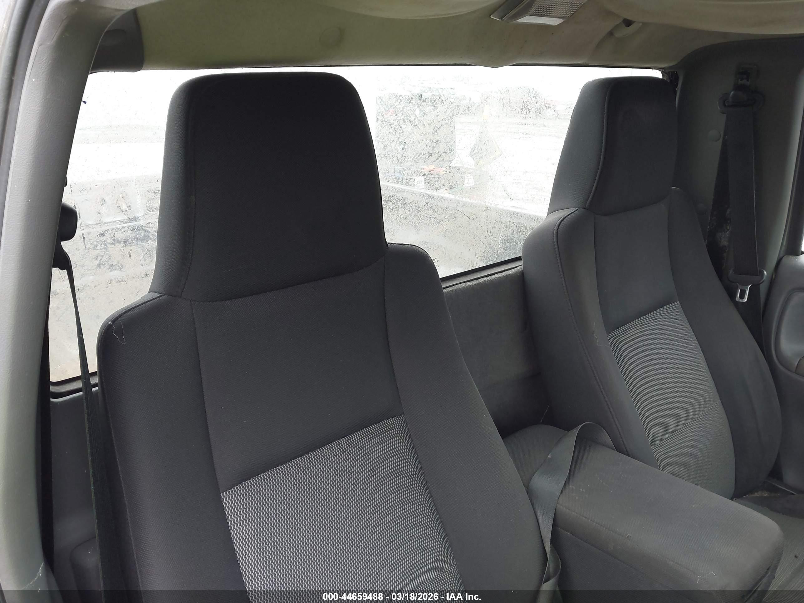 FORD RANGER image 8