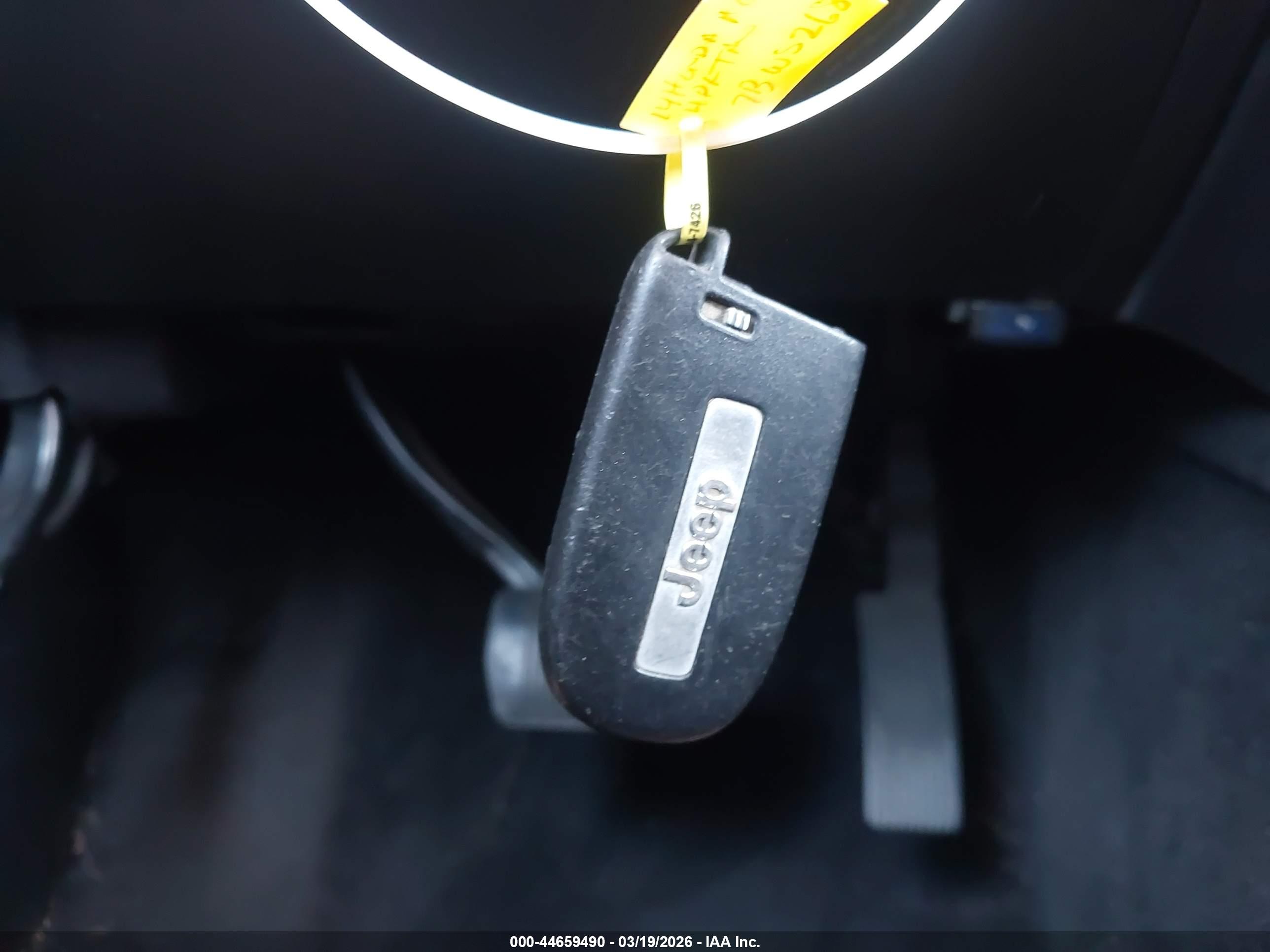 JEEP GRAND image 11