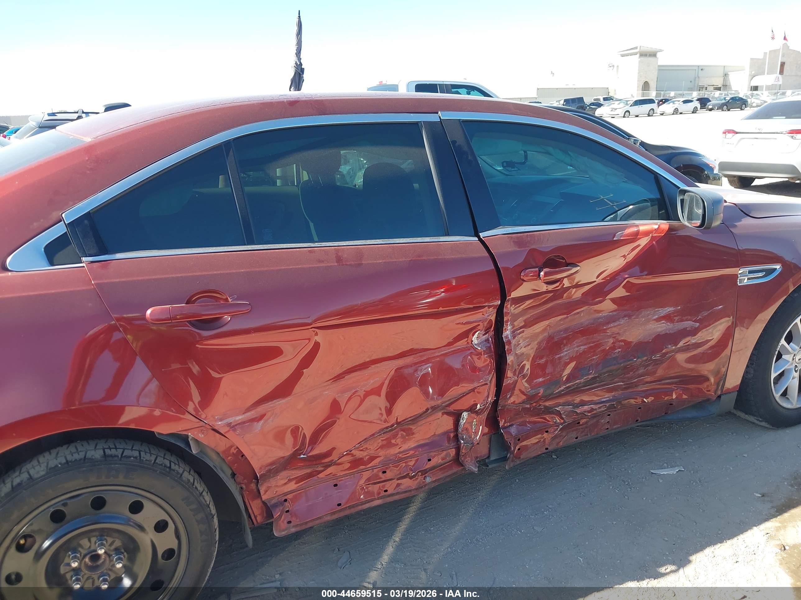 FORD TAURUS image 6