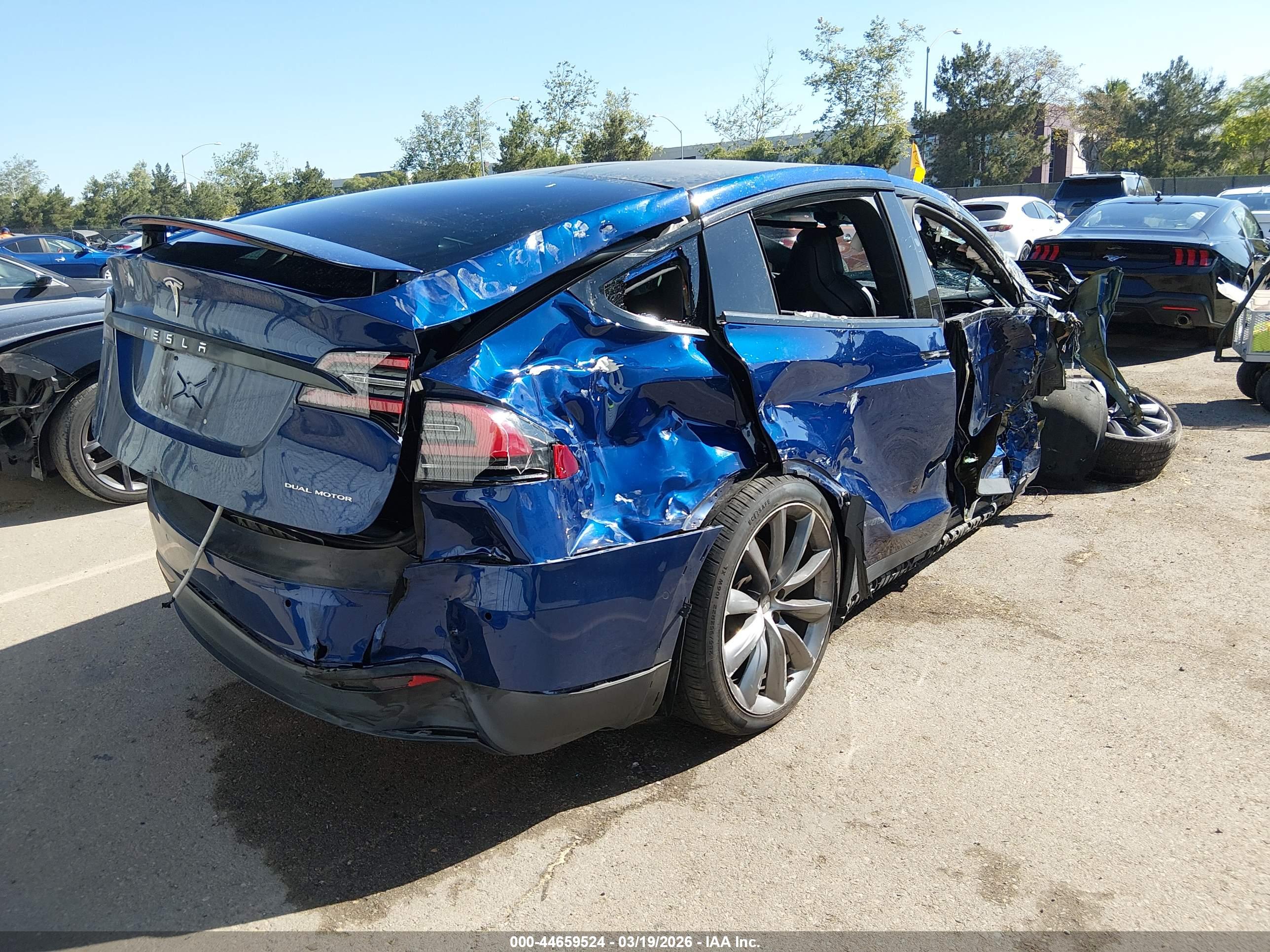 TESLA MODEL image 4