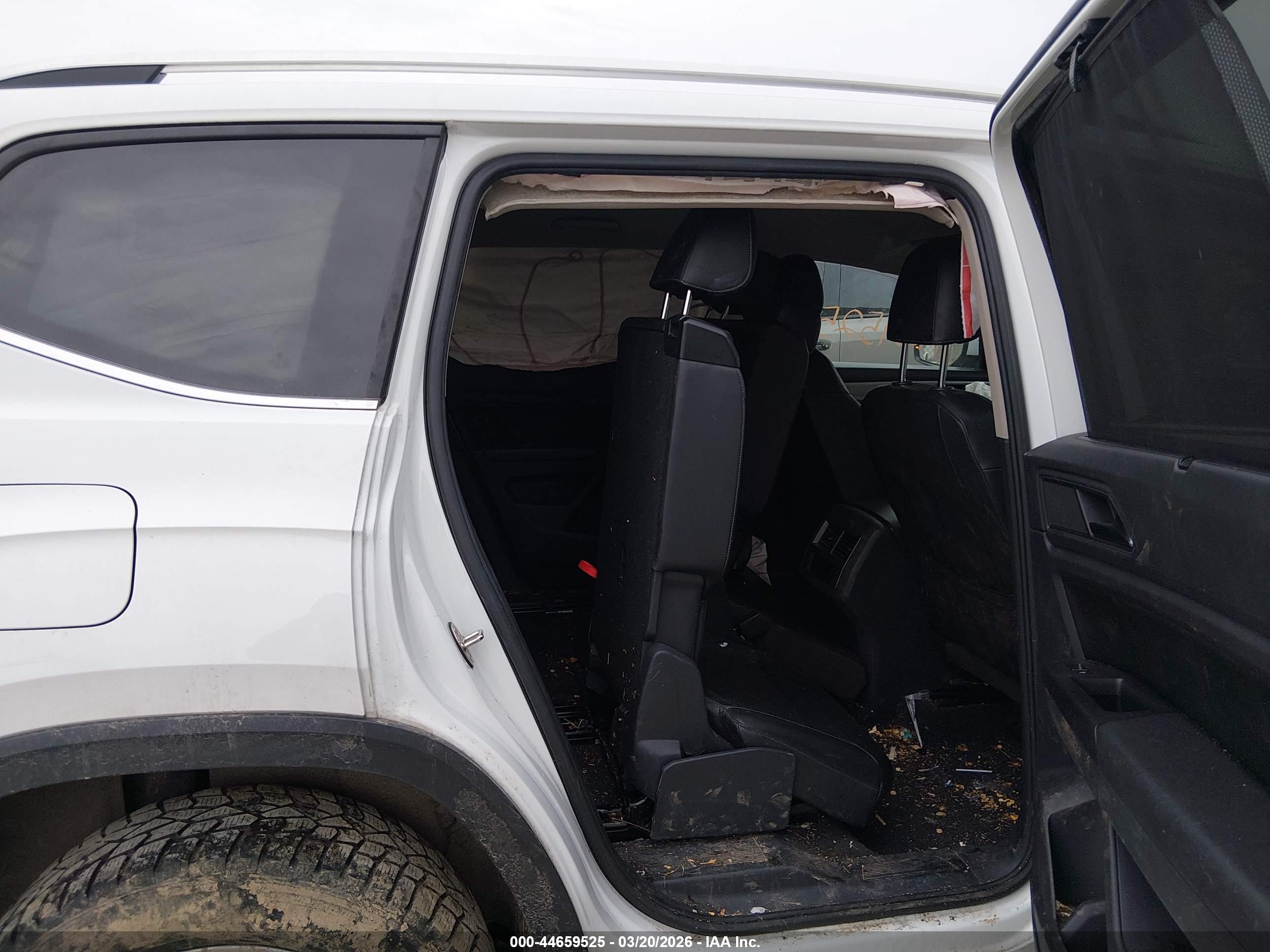 VOLKSWAGEN ATLAS image 8
