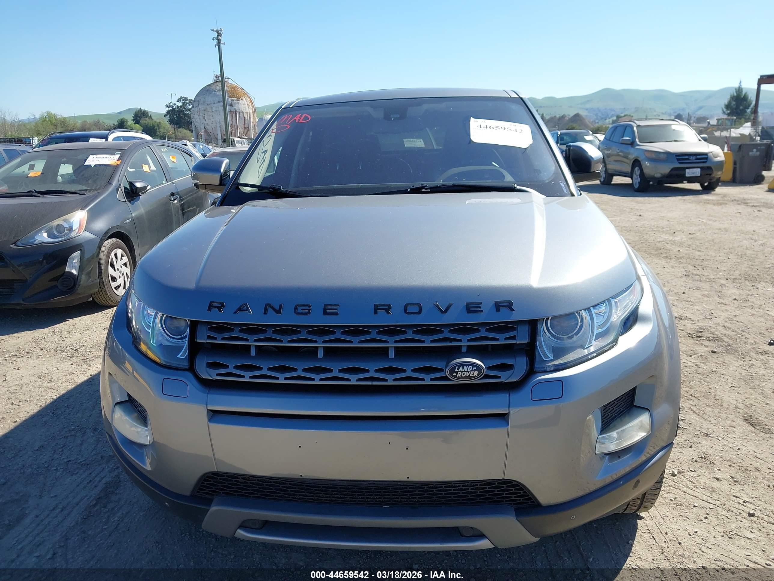 LAND ROVER image 6