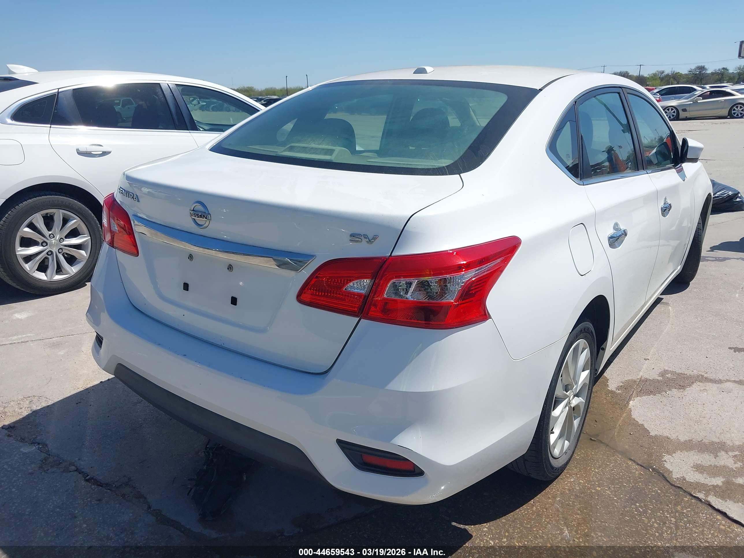 NISSAN SENTRA image 4
