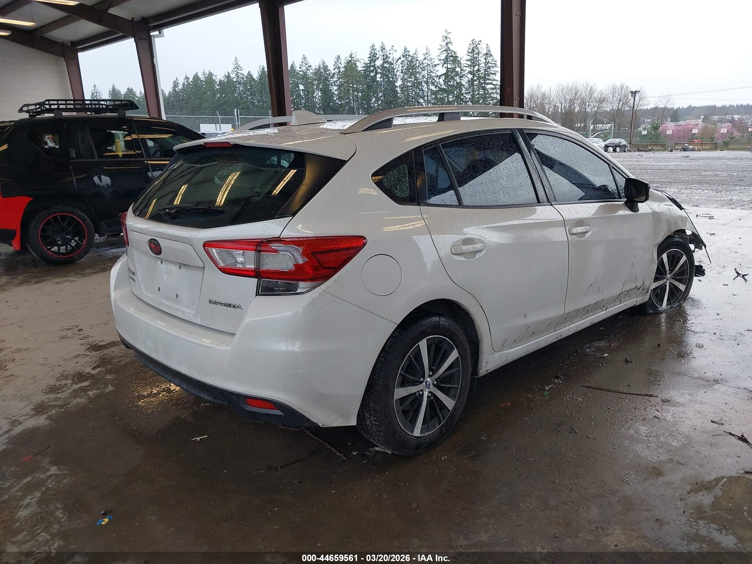SUBARU IMPREZA image 4