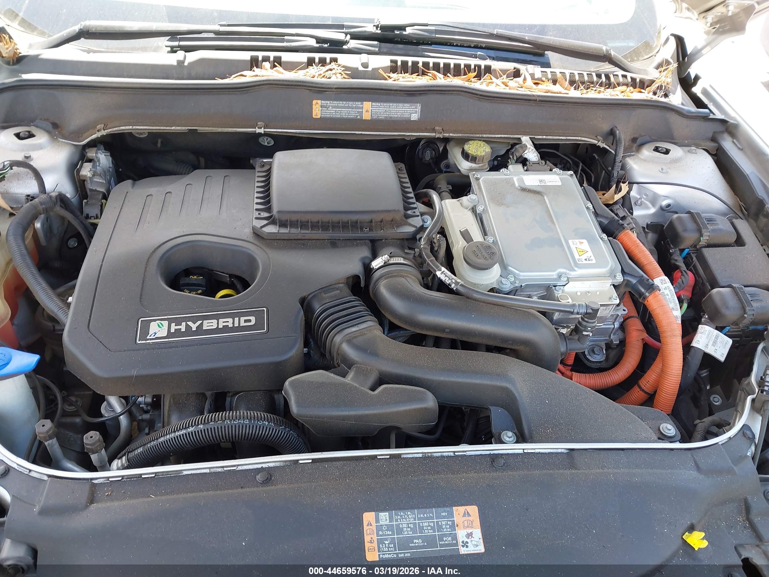 FORD FUSION image 10