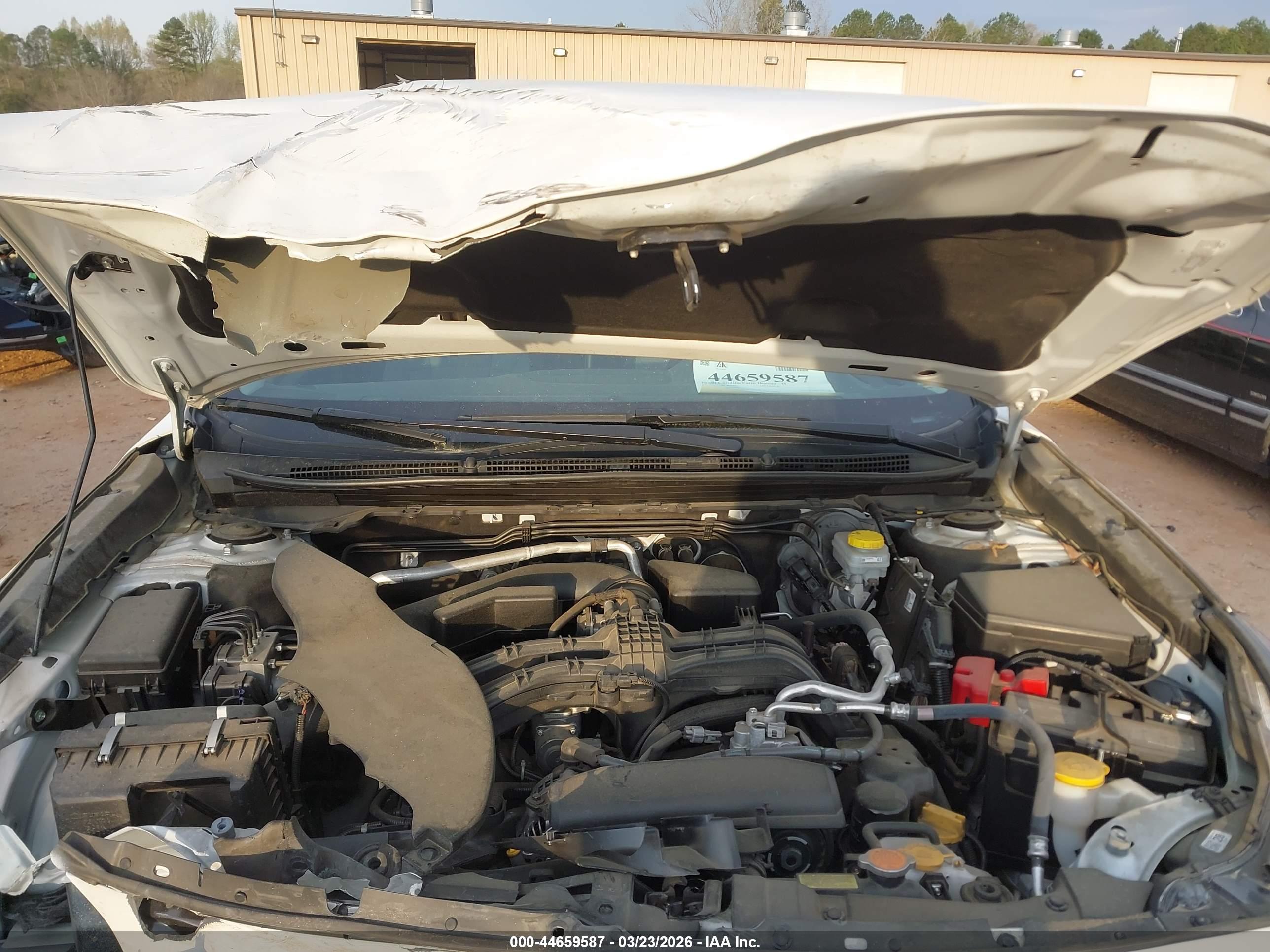 SUBARU OUTBACK image 10