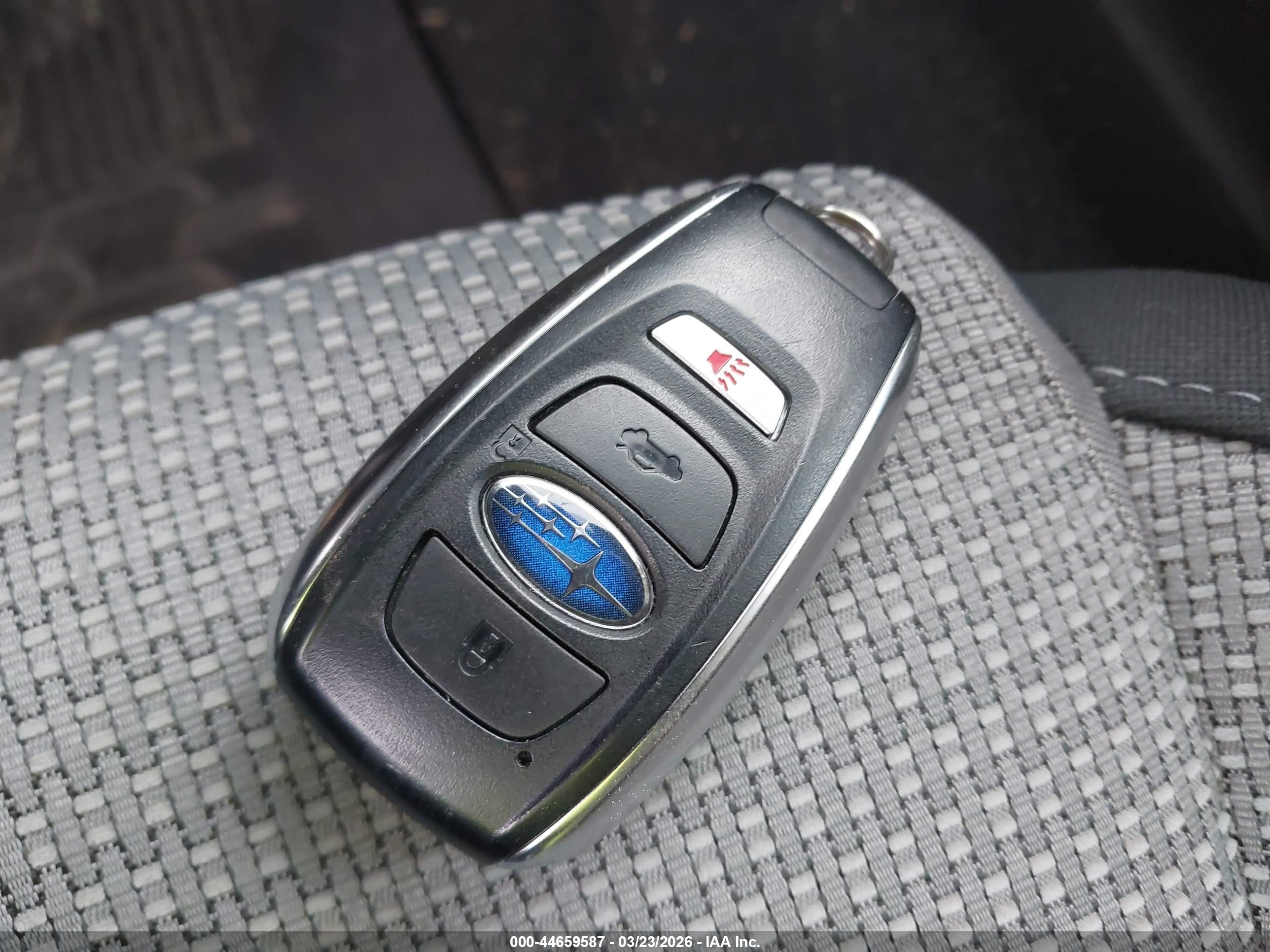 SUBARU OUTBACK image 11
