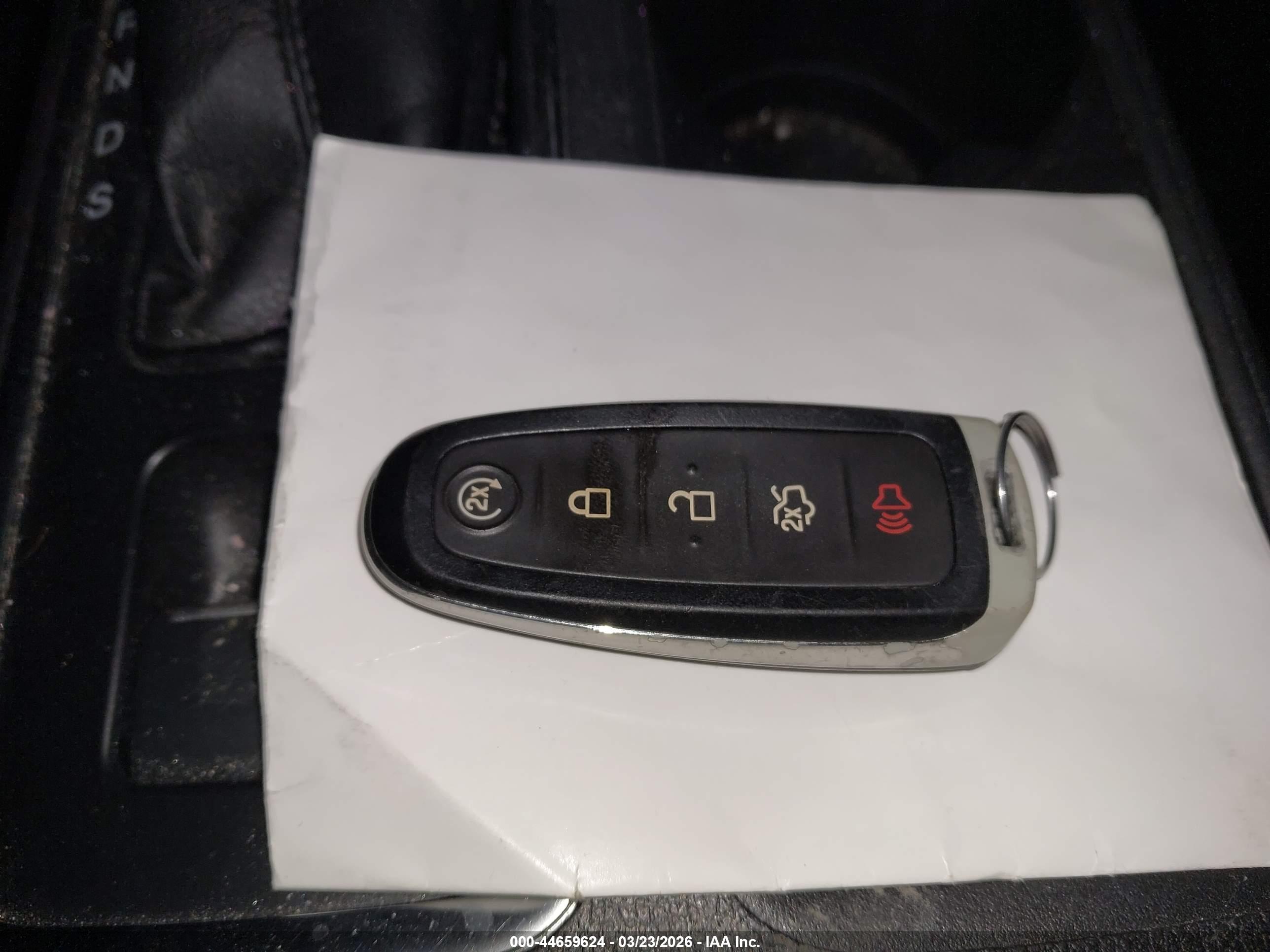 FORD ESCAPE image 11