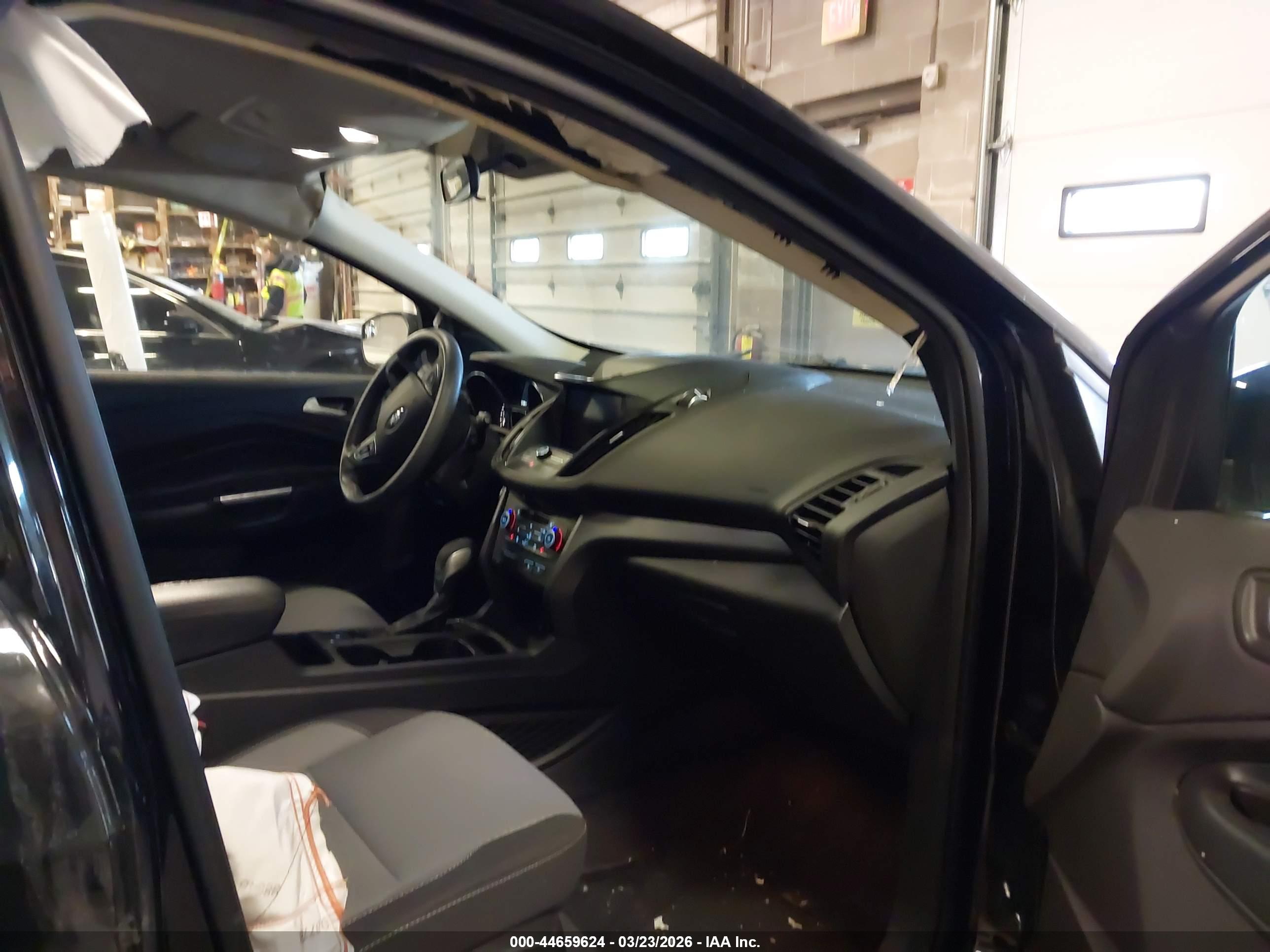 FORD ESCAPE image 5