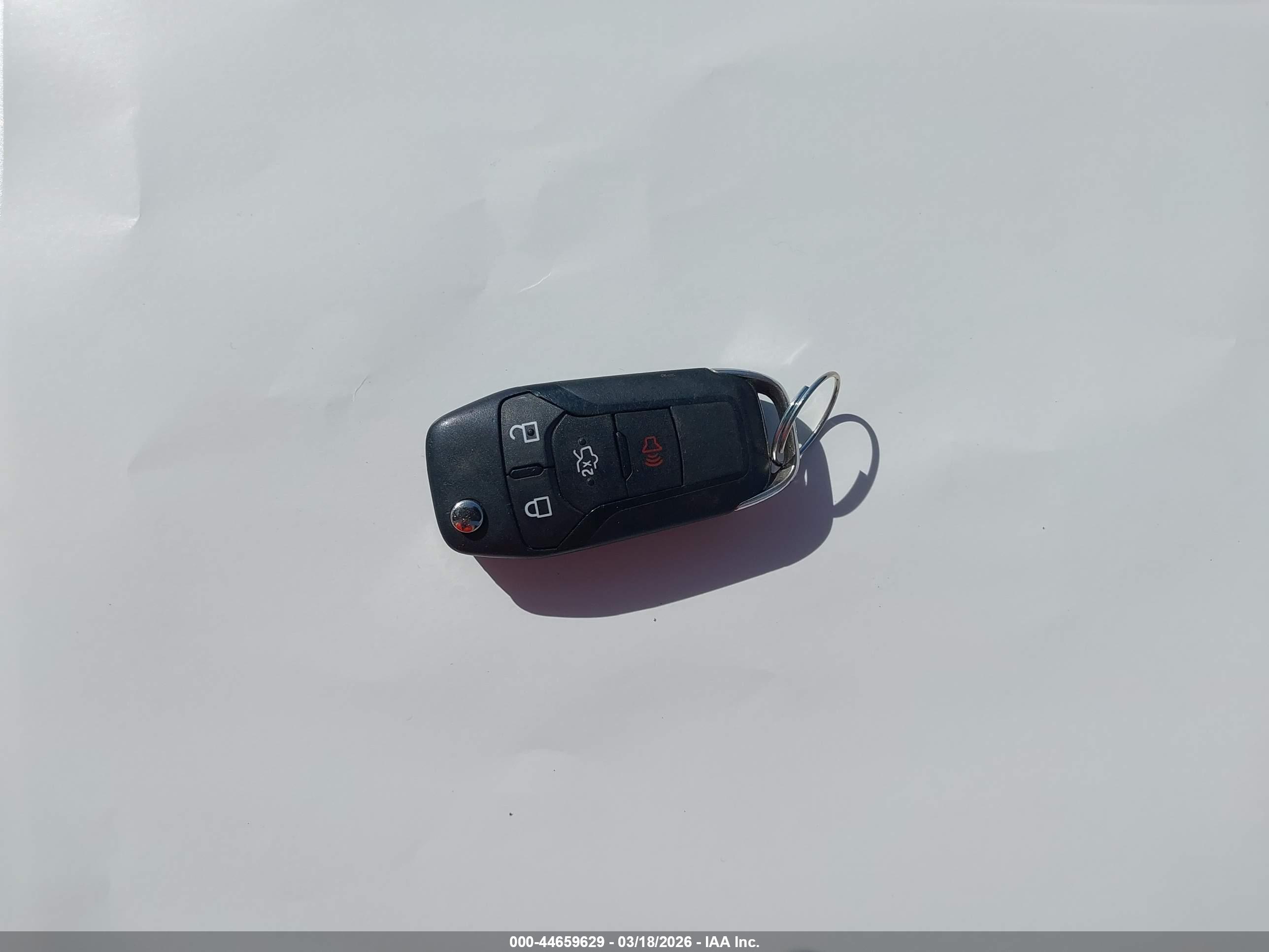 FORD FUSION image 11