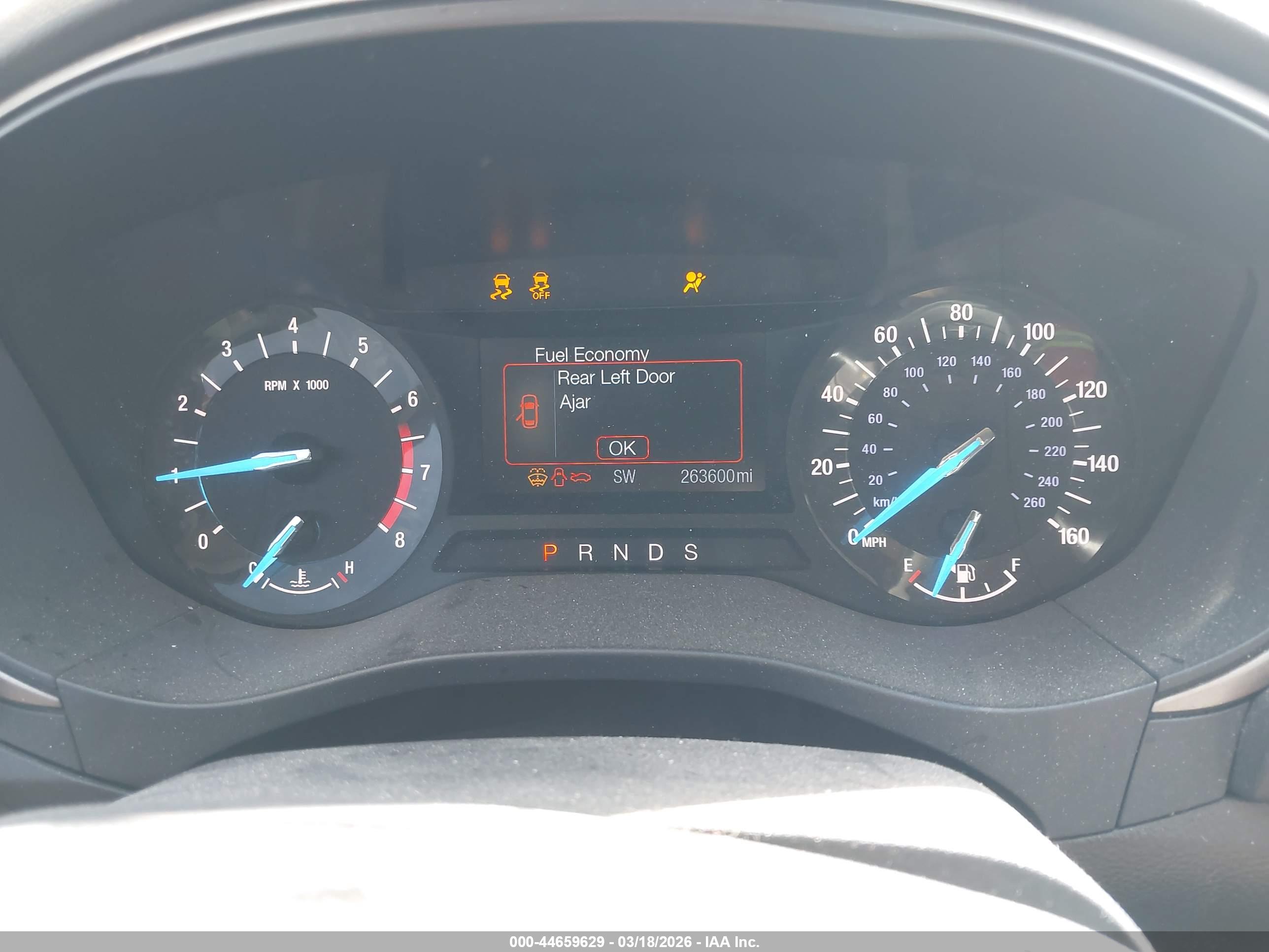 FORD FUSION image 7
