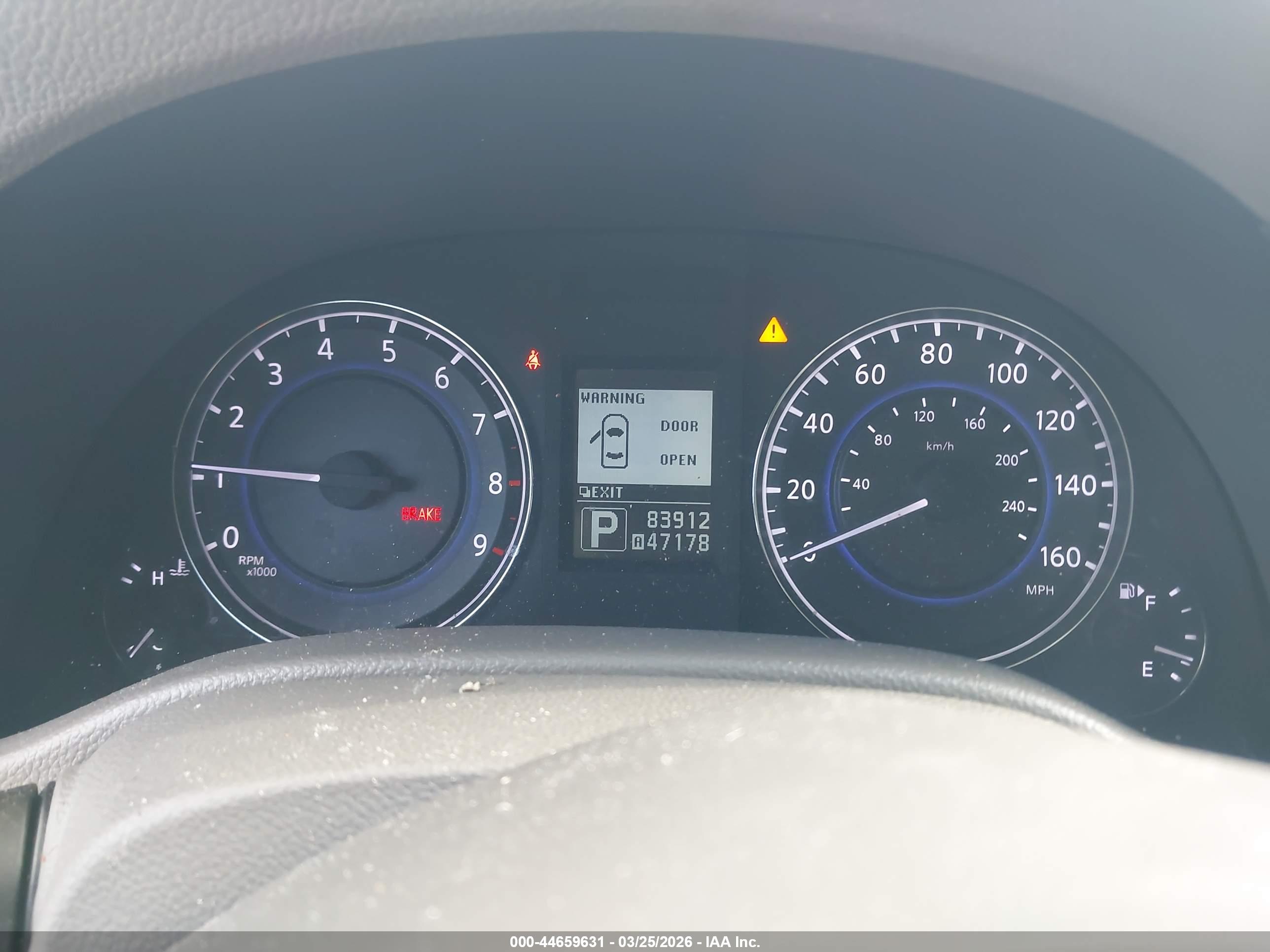 INFINITI Q40 image 7