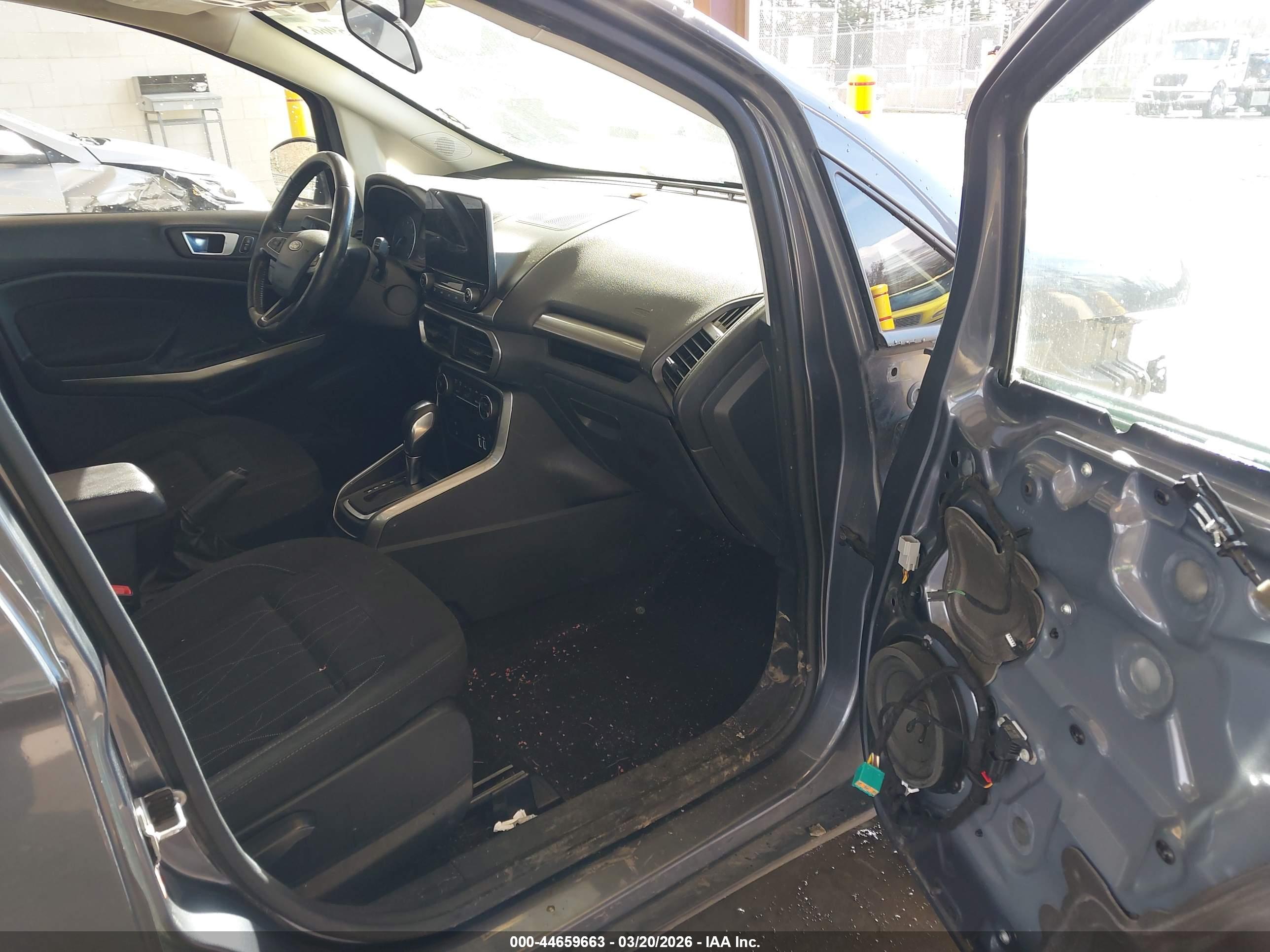 FORD ECOSPORT image 5