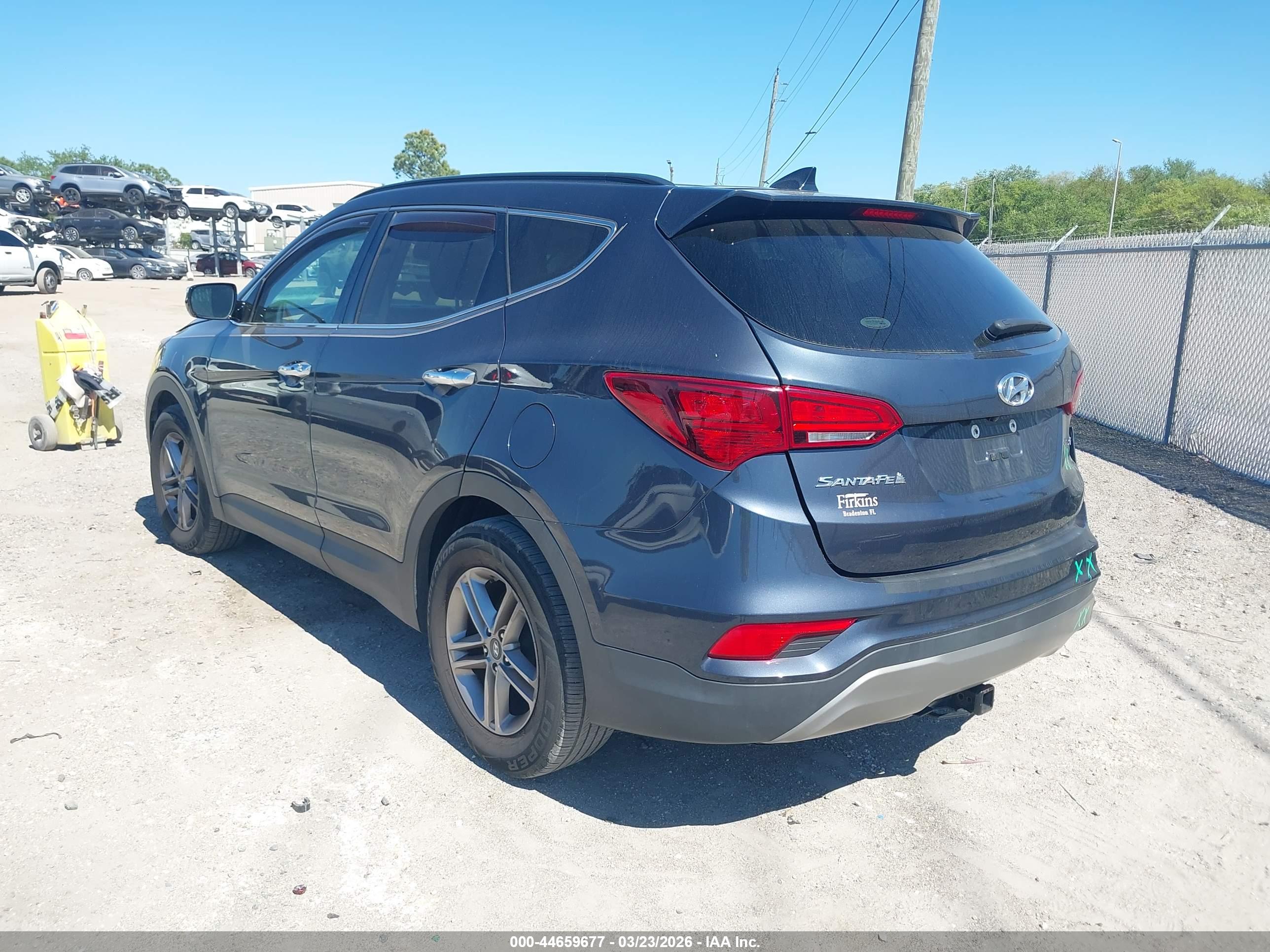 HYUNDAI SANTA image 3