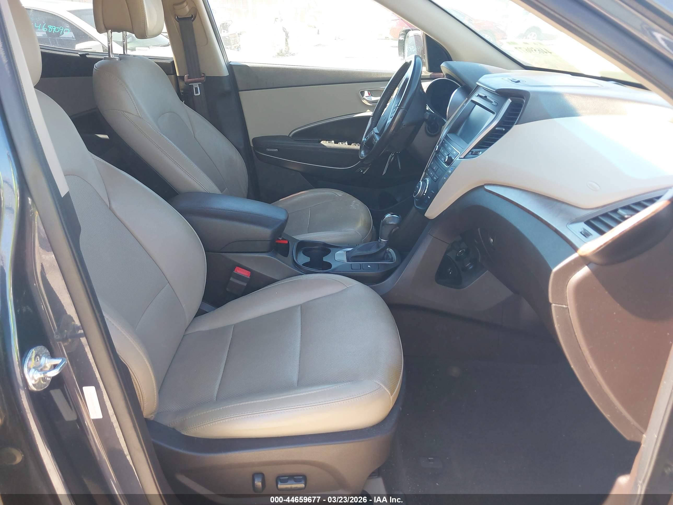 HYUNDAI SANTA image 5